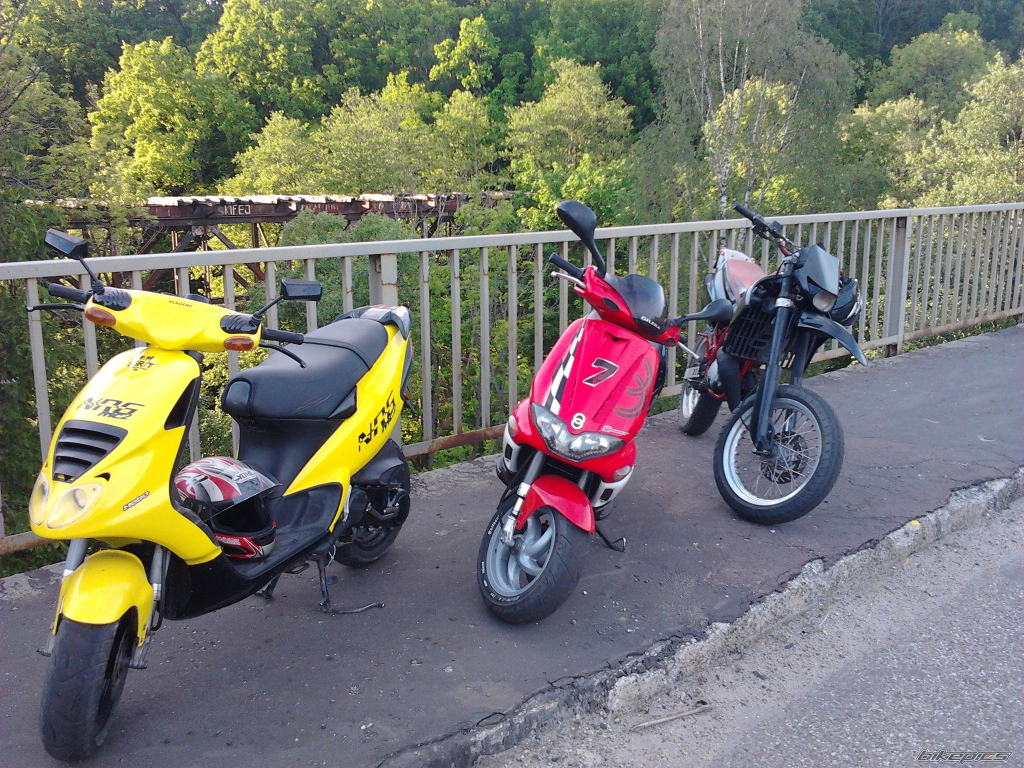 Photo 2407420