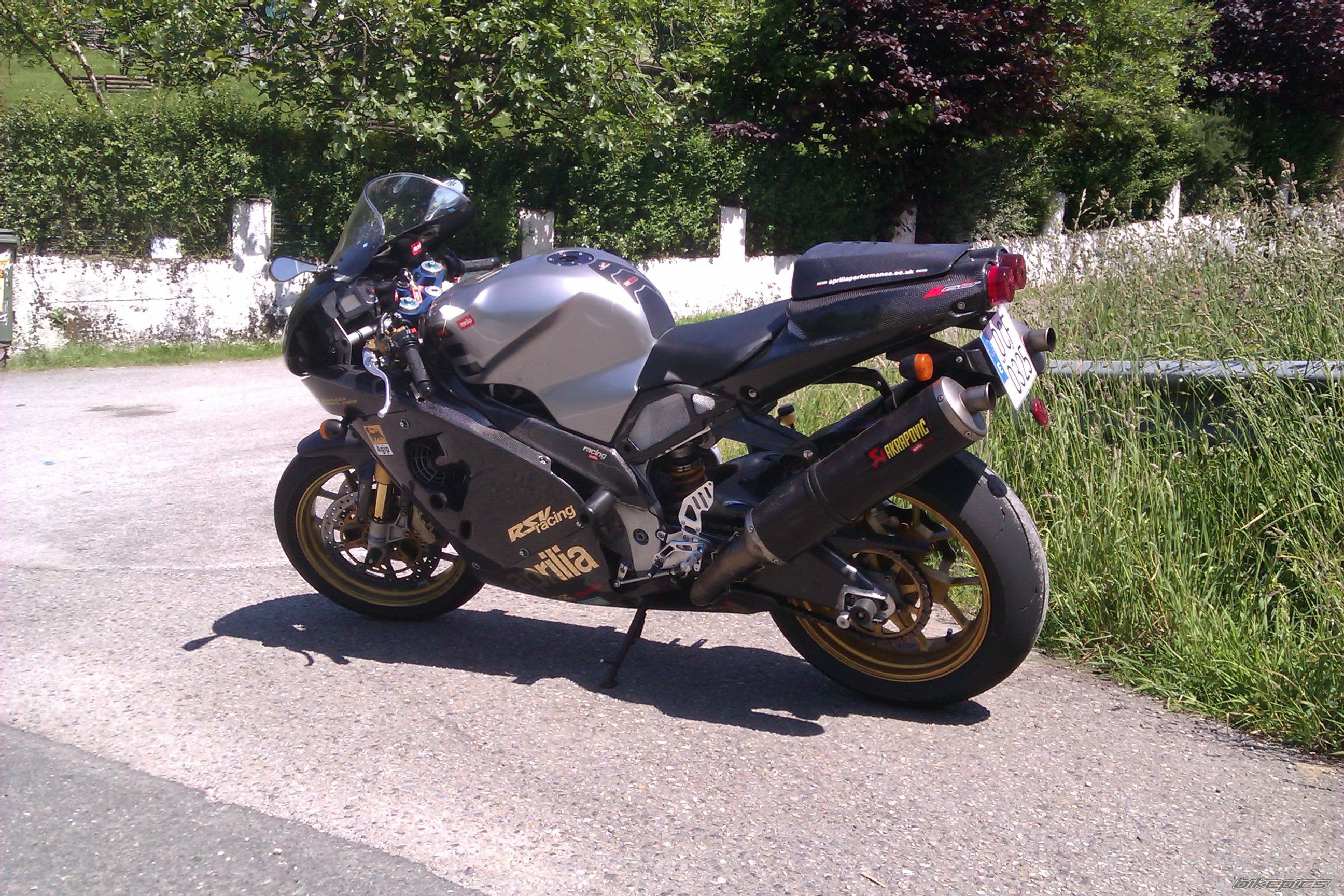 Photo 2407433