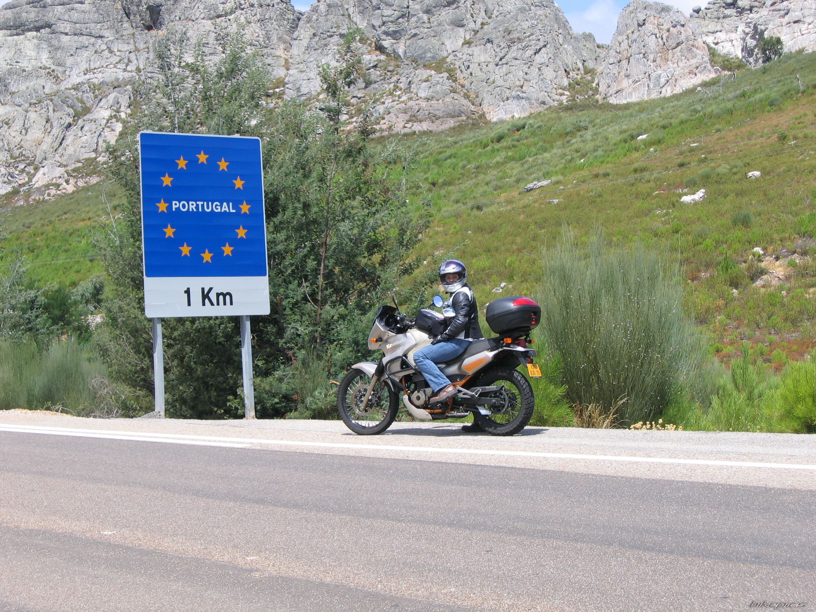 Photo 2407436