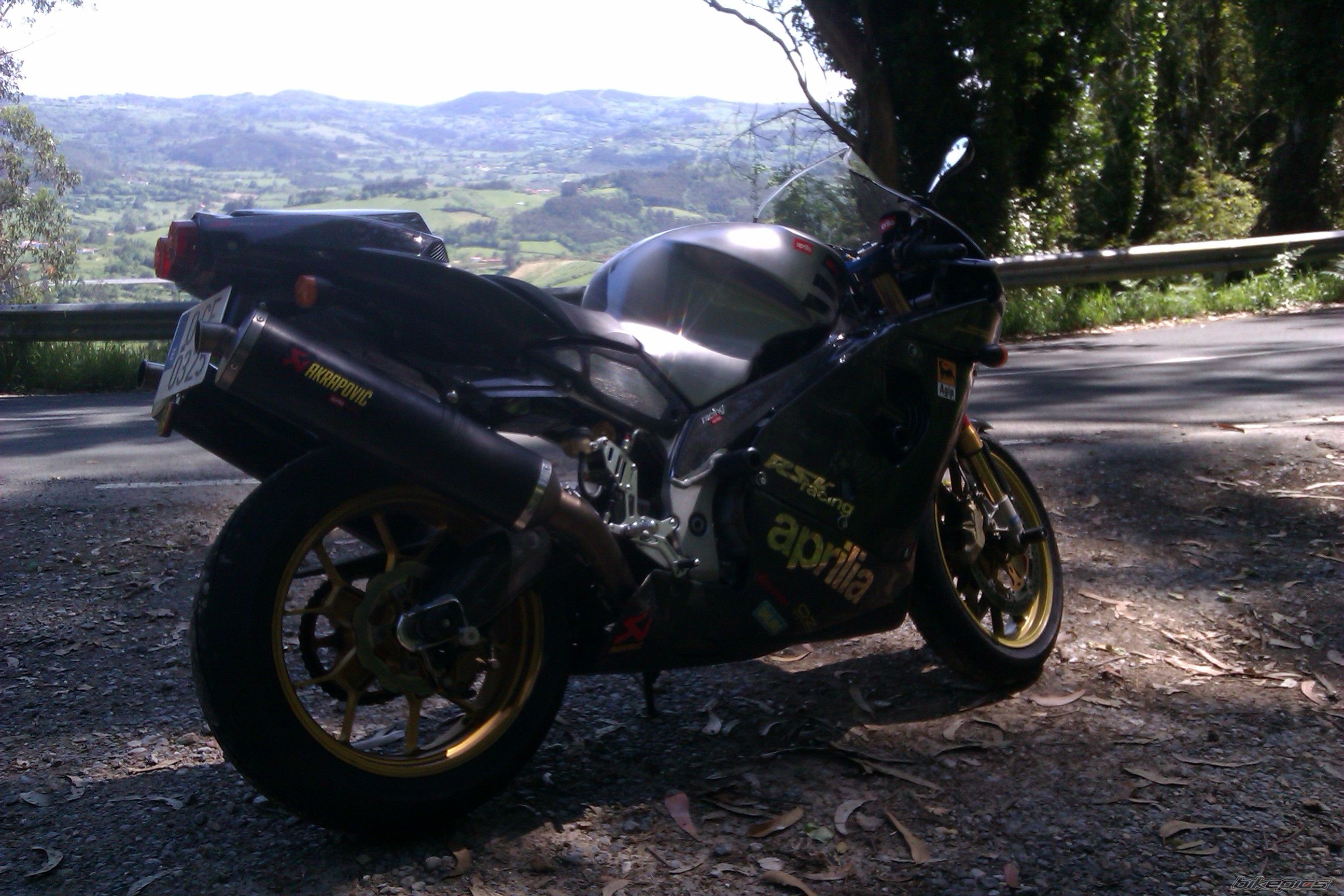 Photo 2407451