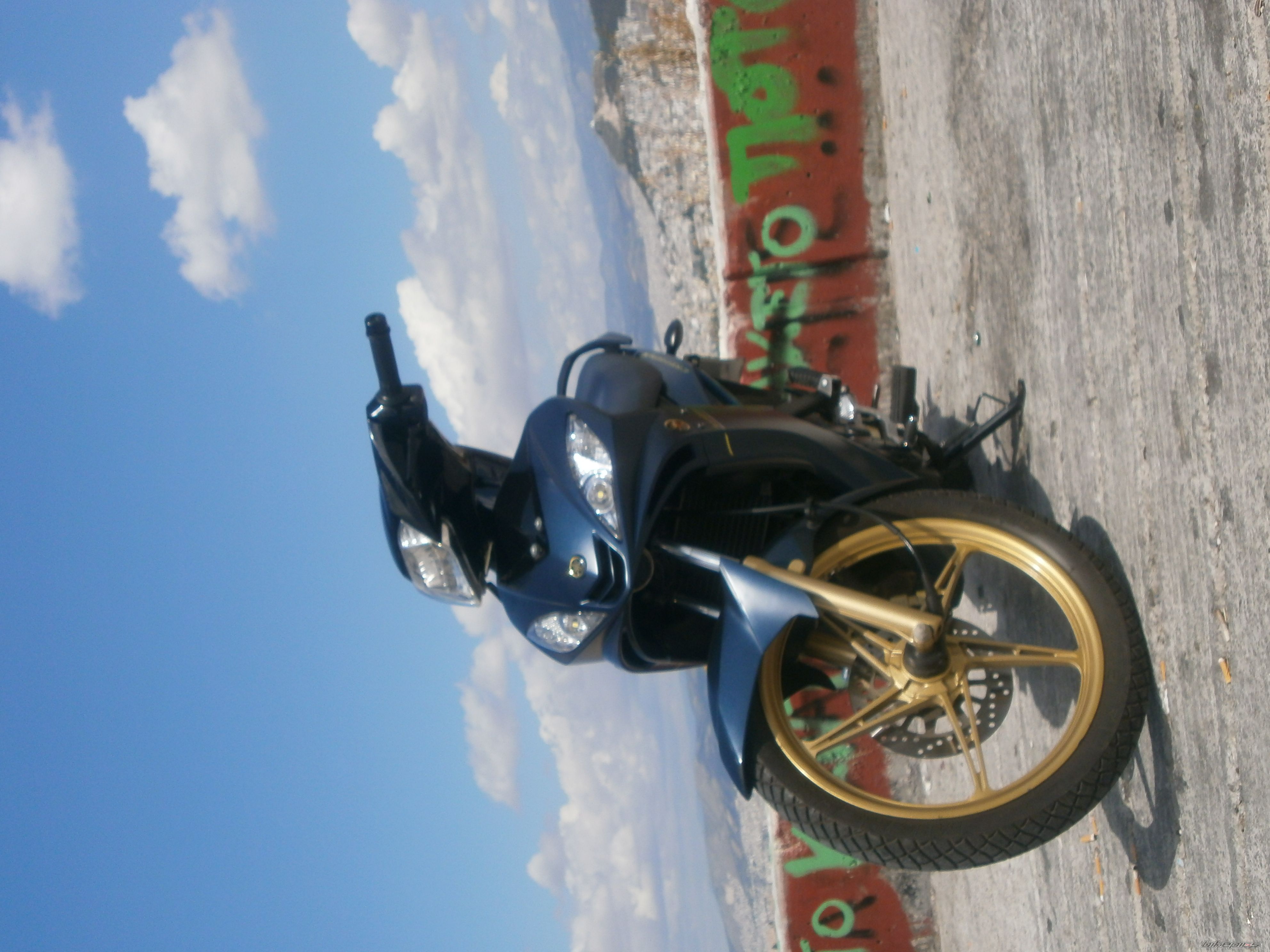 Photo 2407616