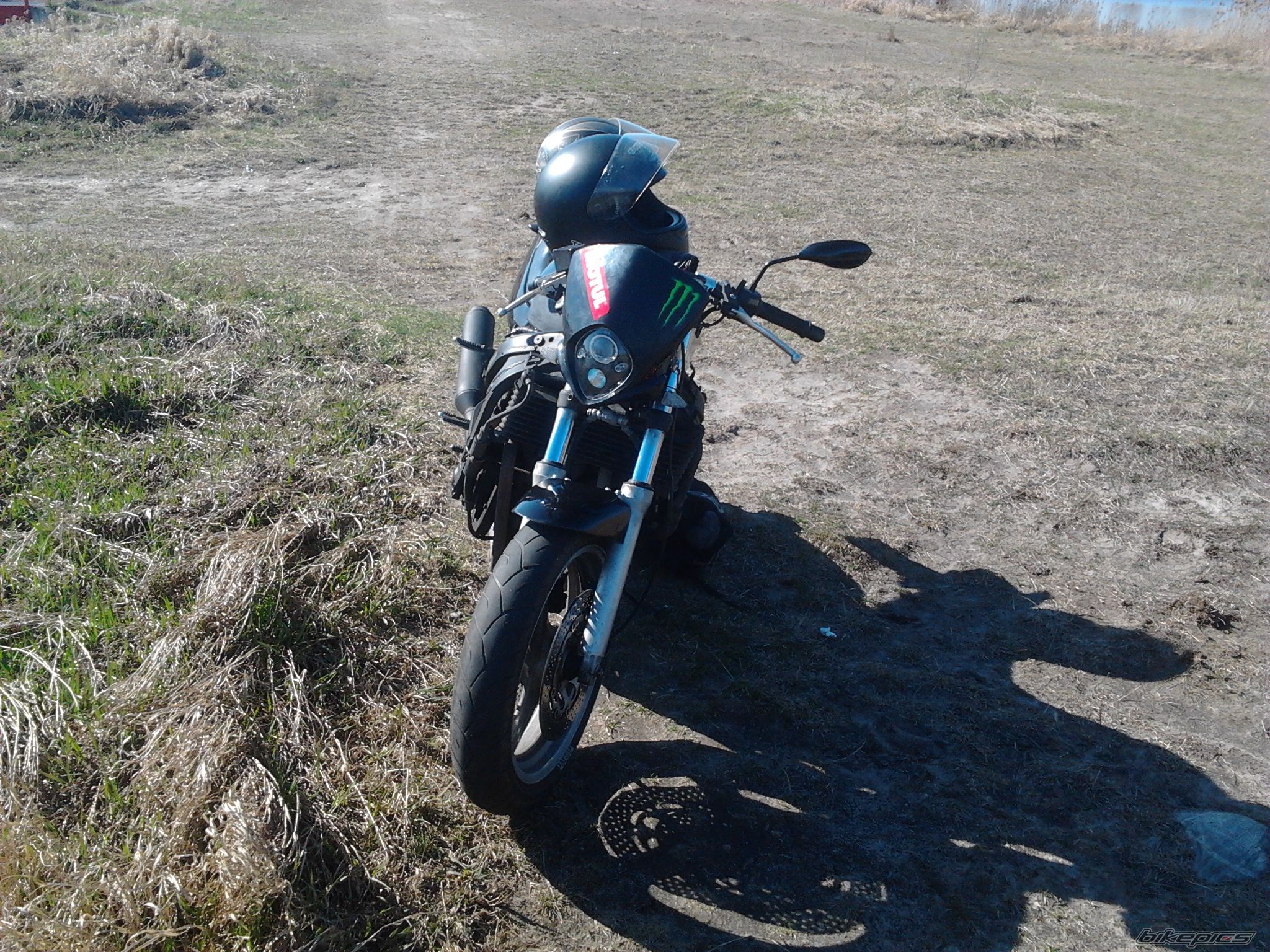 Photo 2407646
