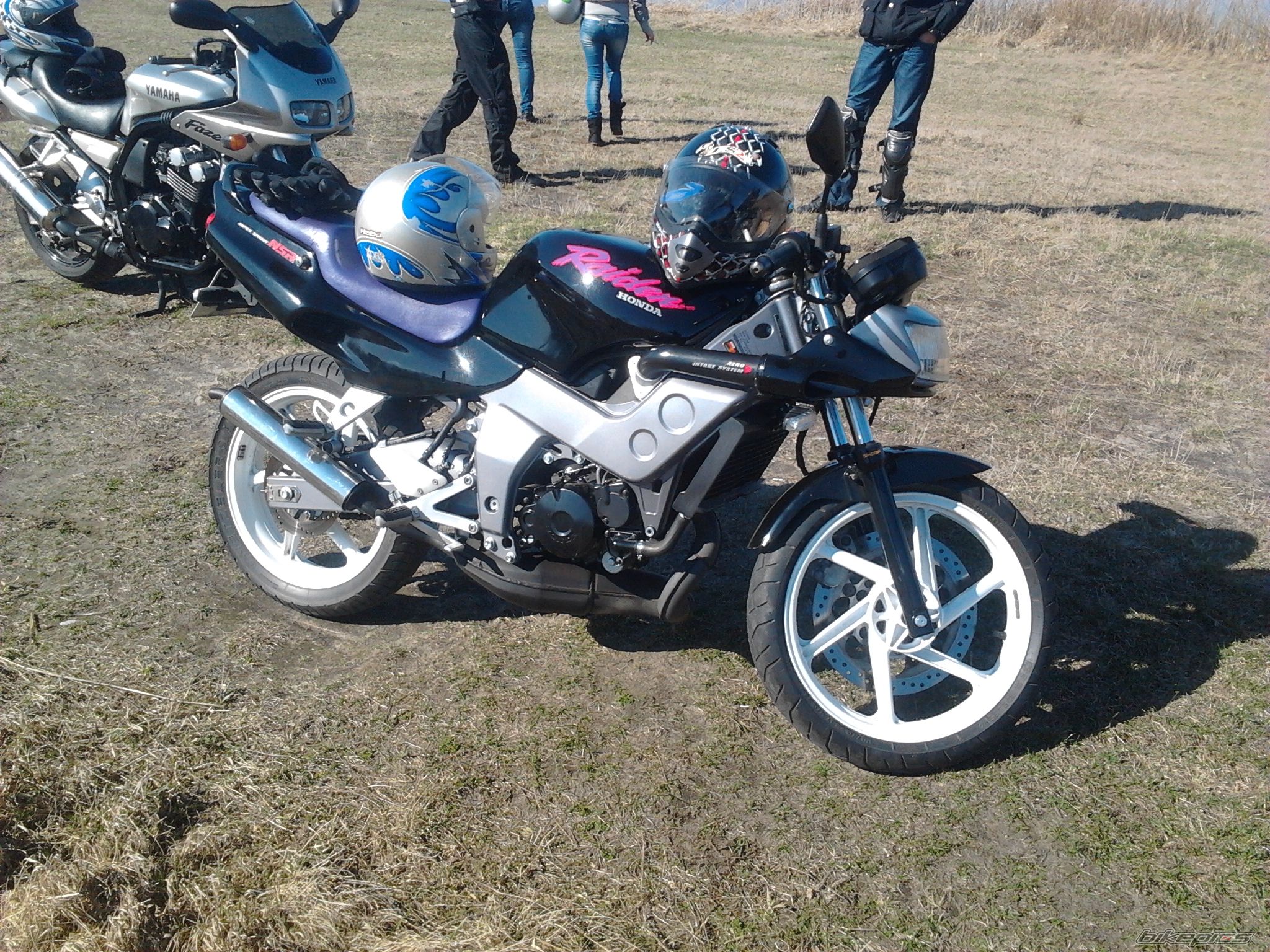 Photo 2407648
