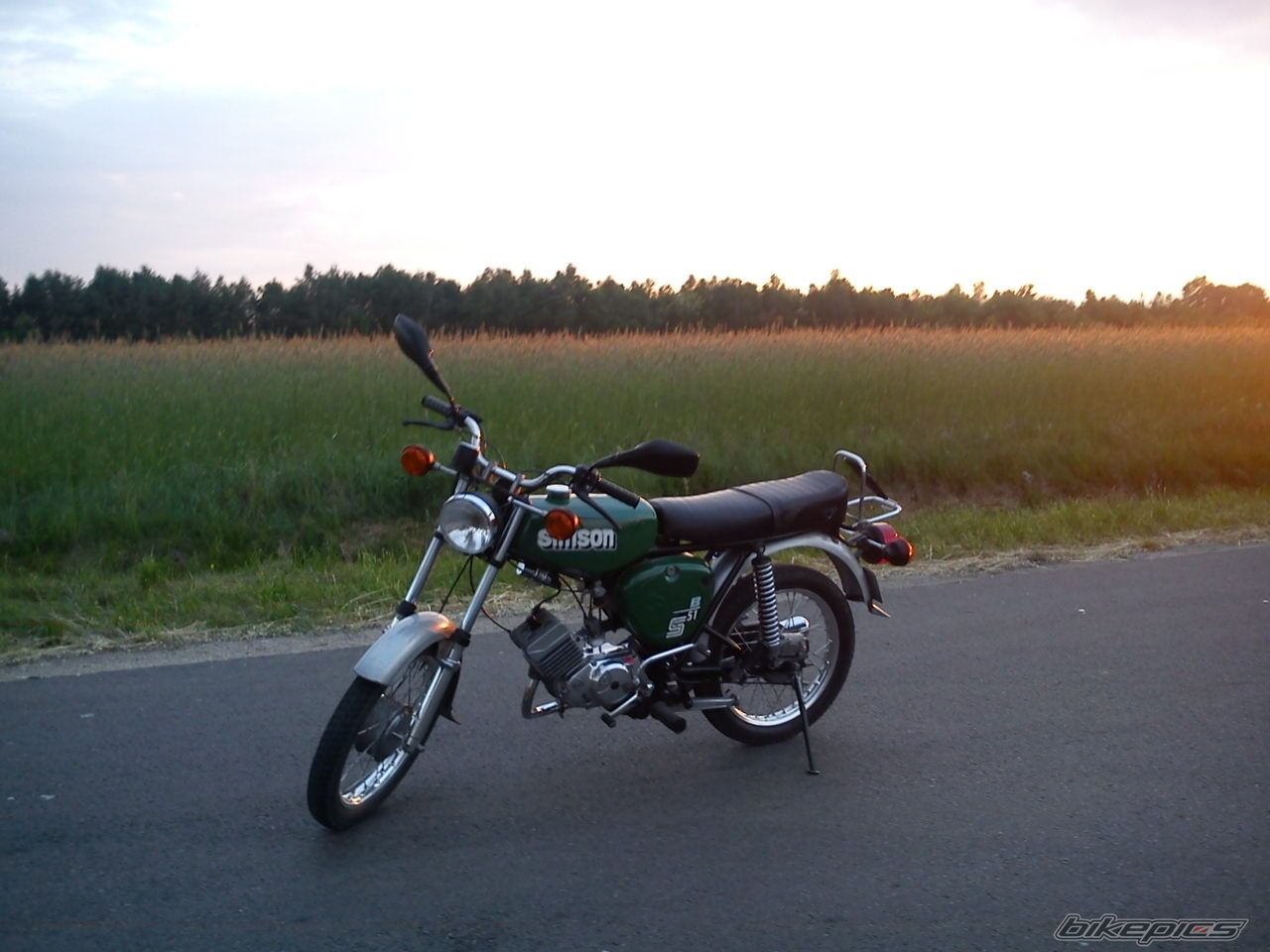 Photo 2407800