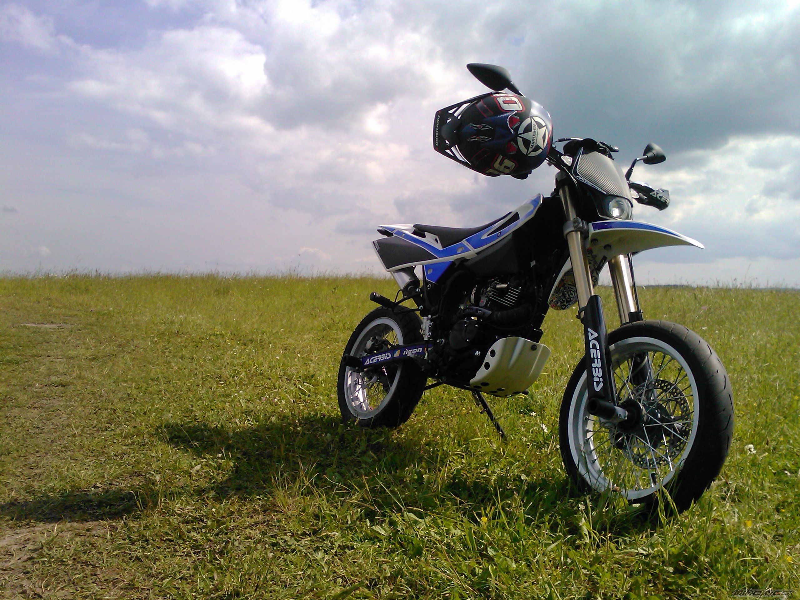 Photo 2407849