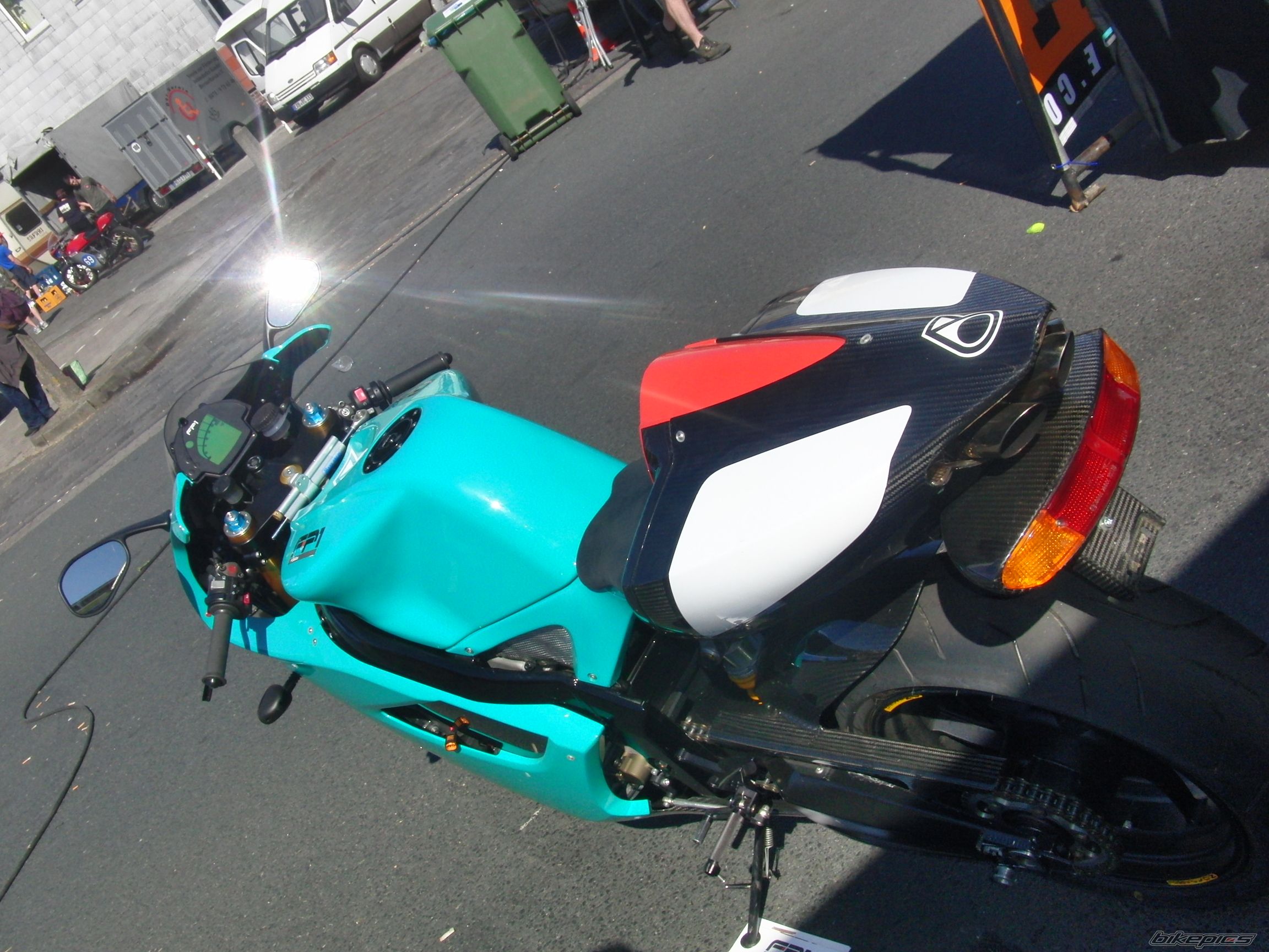 Photo 2407853