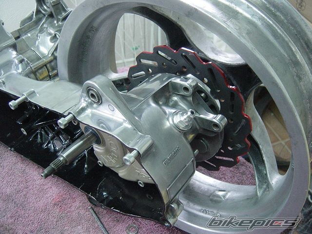 Photo 2408010