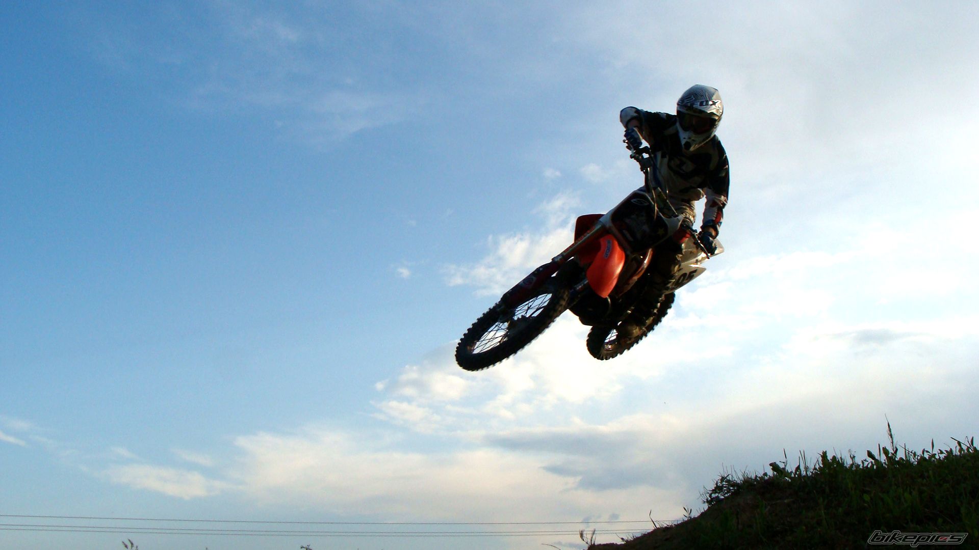 Photo 2408200