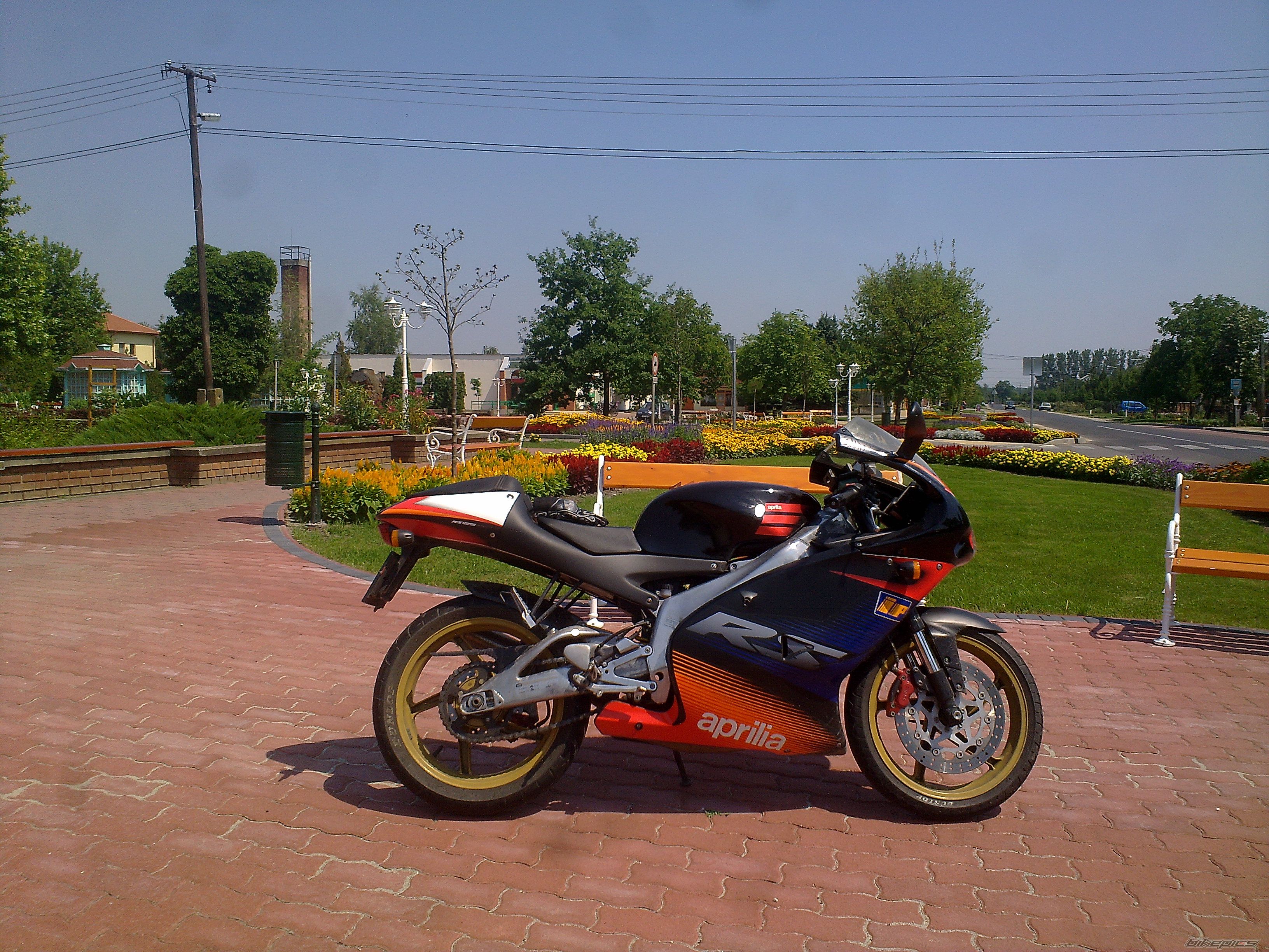 Photo 2408259
