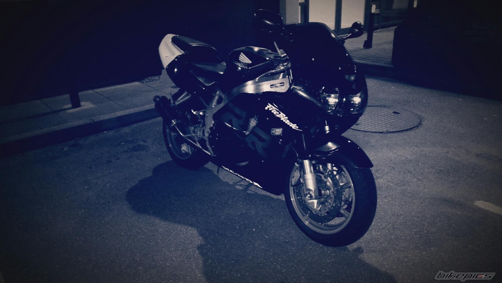 Photo 2408346