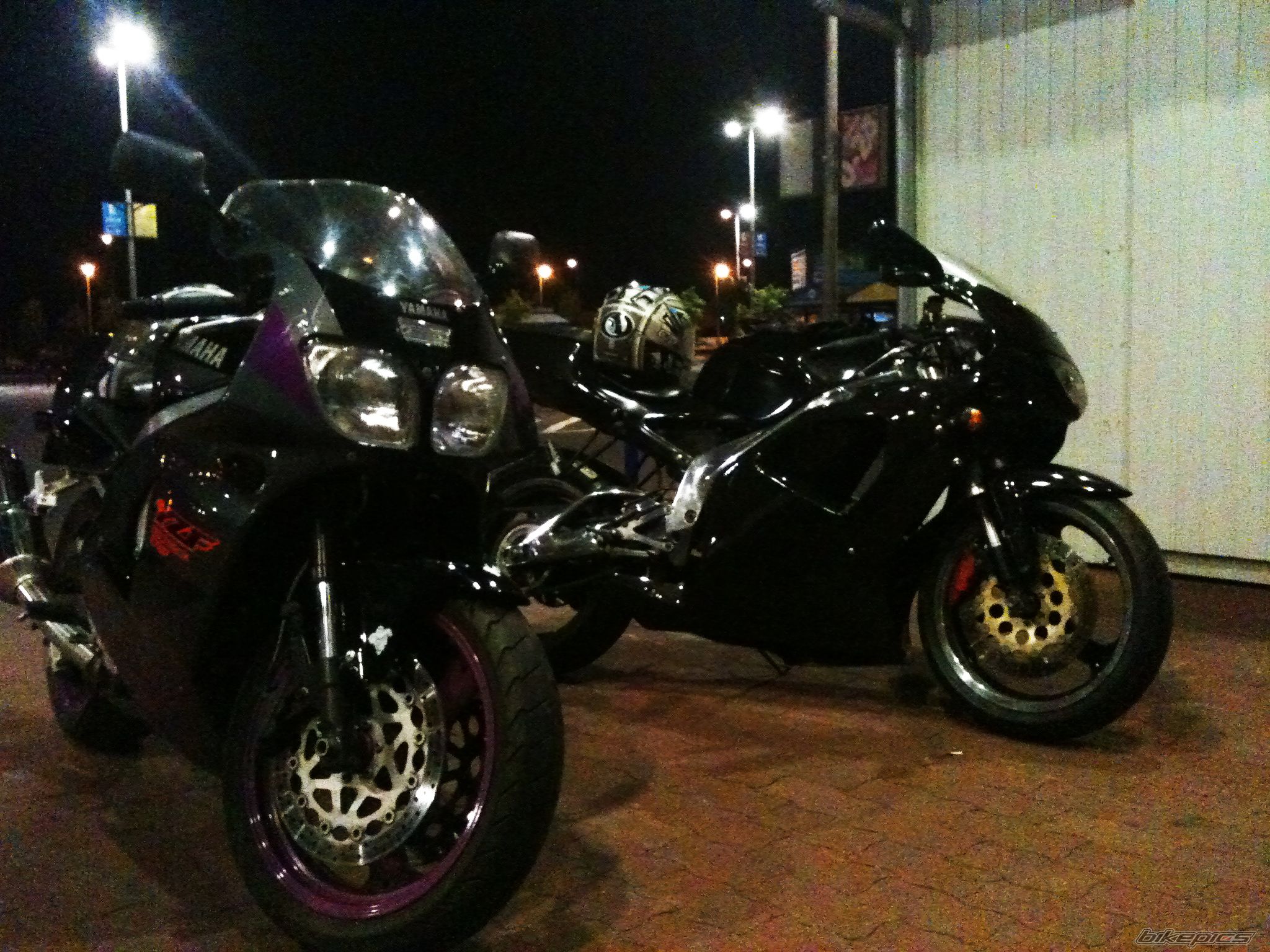 Photo 2408352