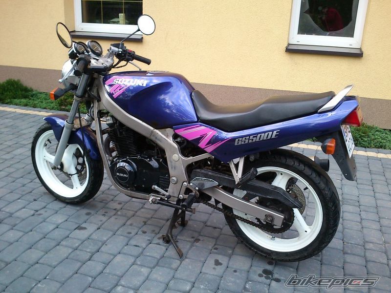 Photo 2408357