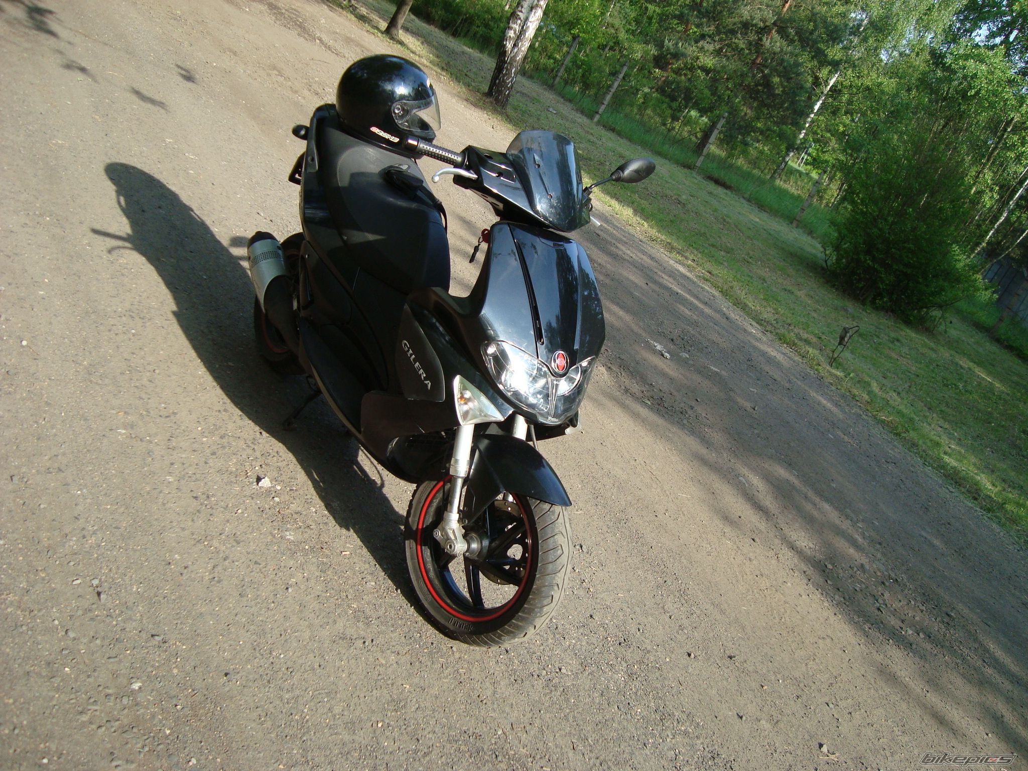 Photo 2408459