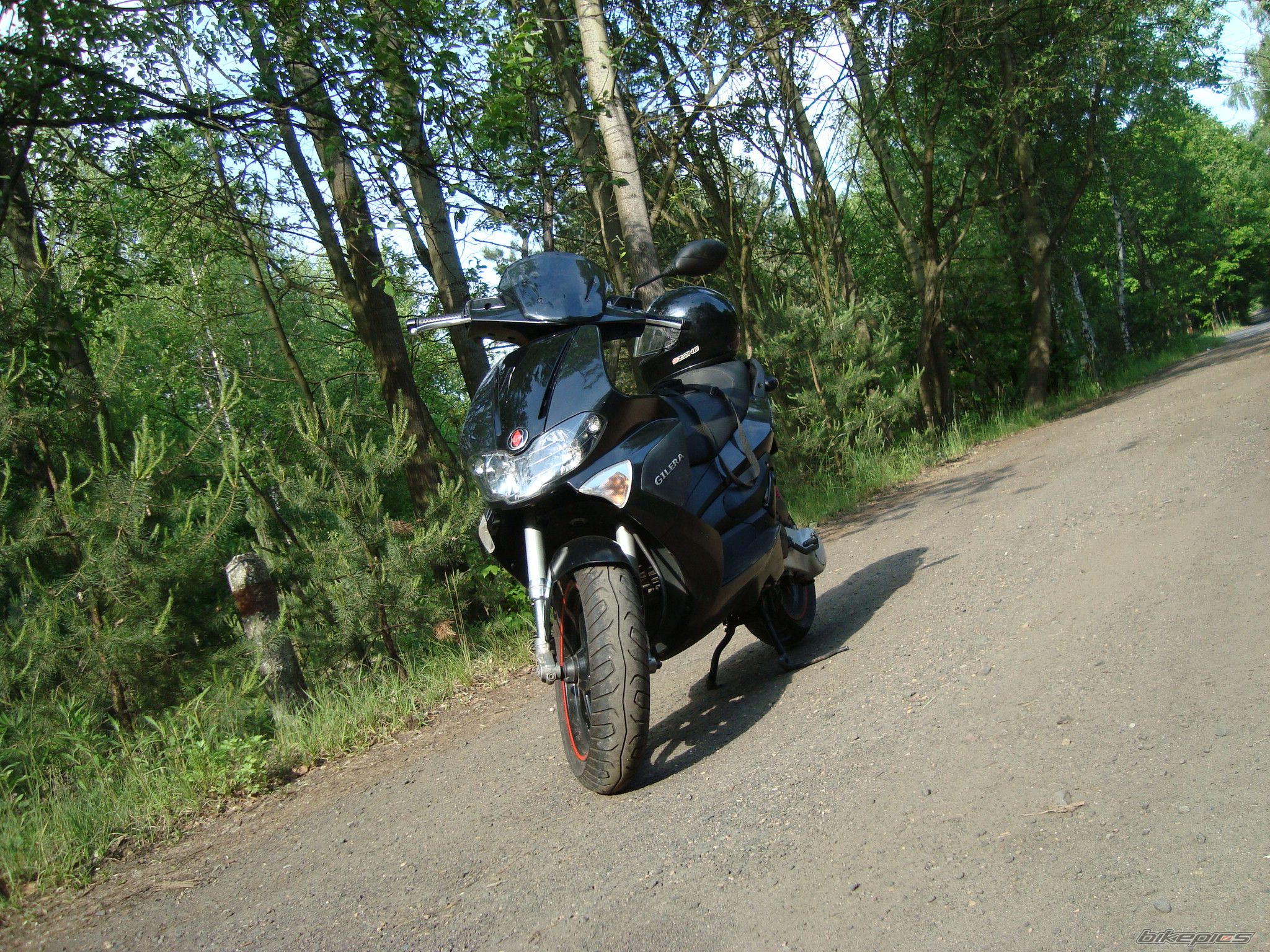 Photo 2408469
