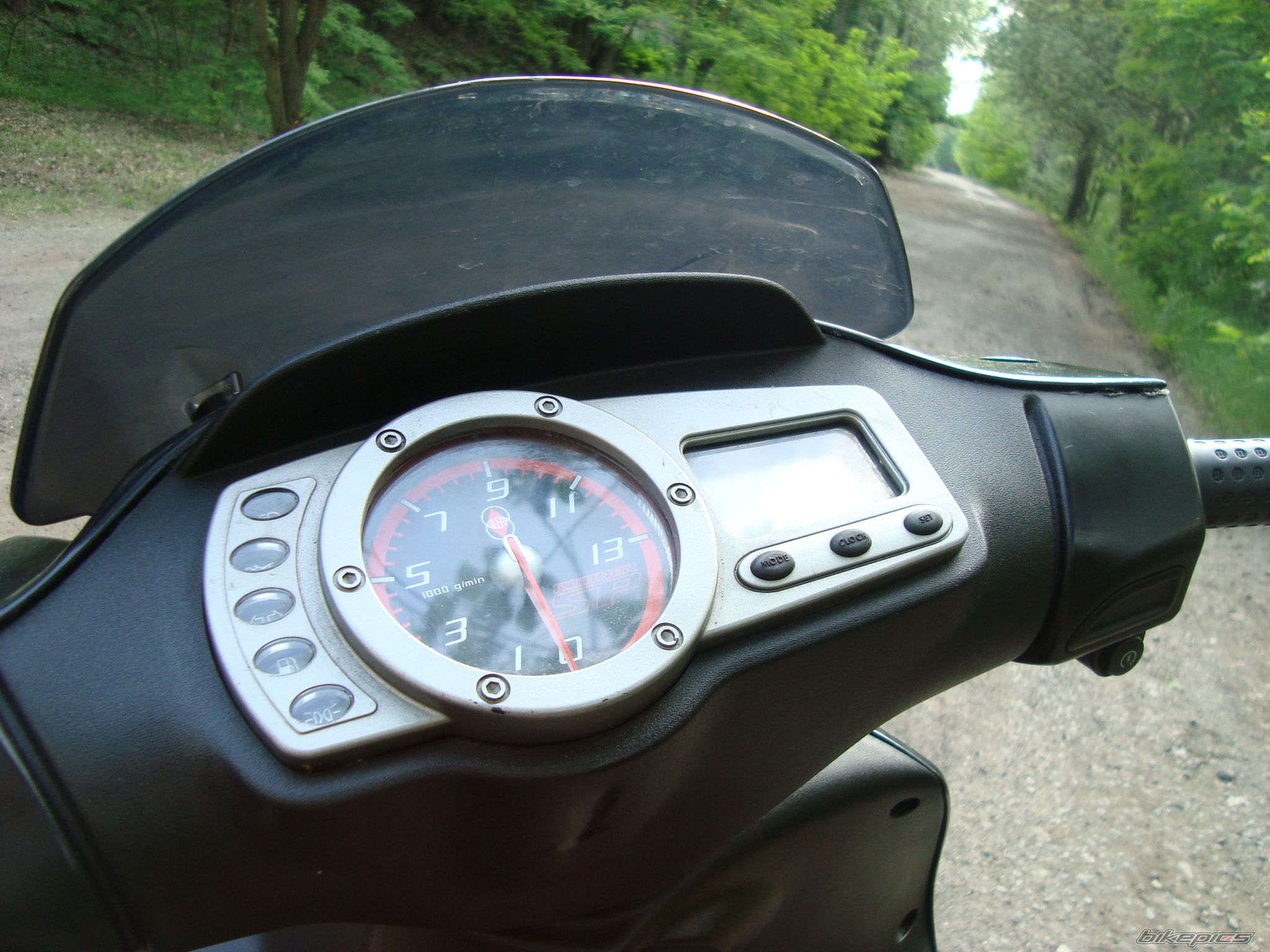 Photo 2408474
