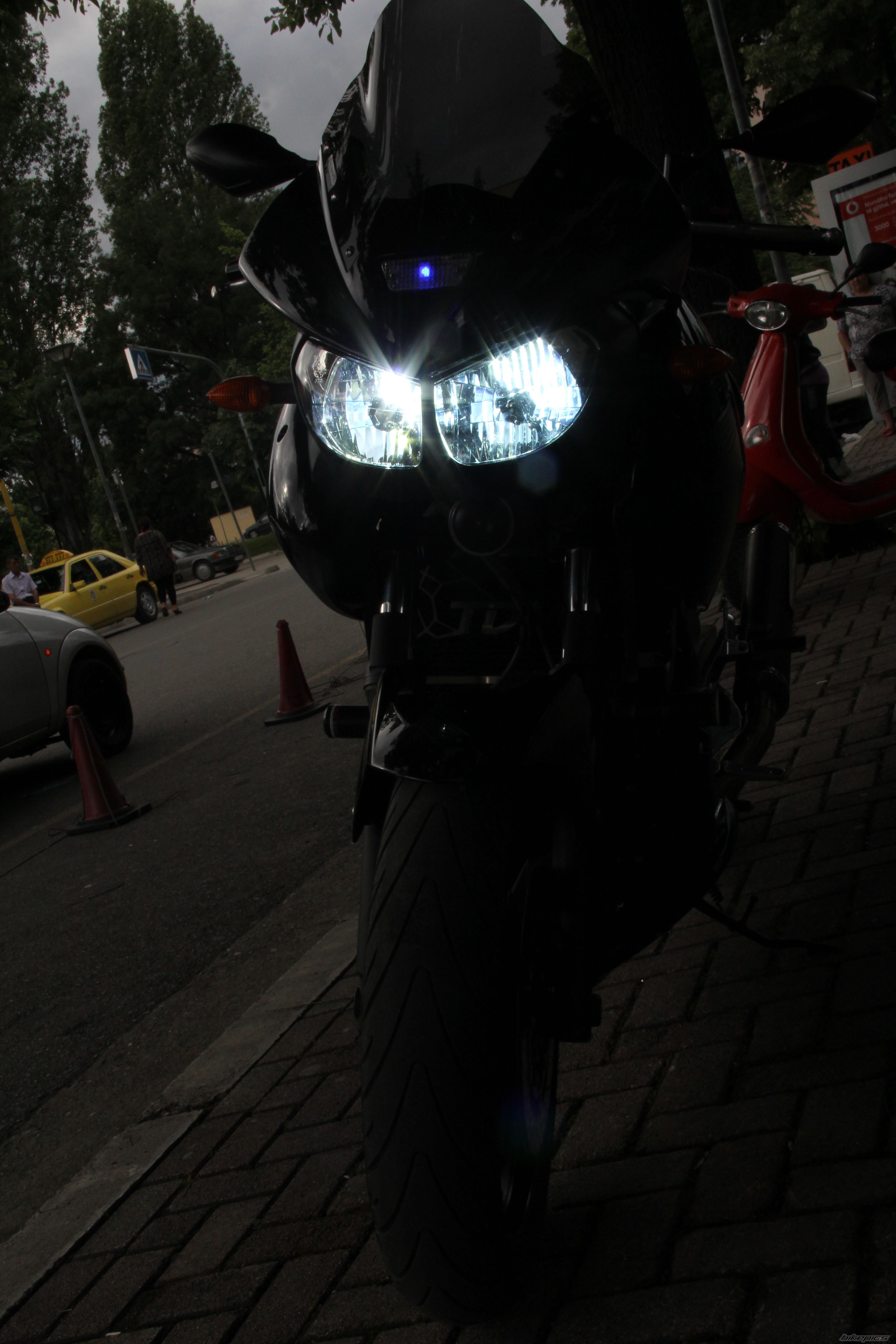 Photo 2408516