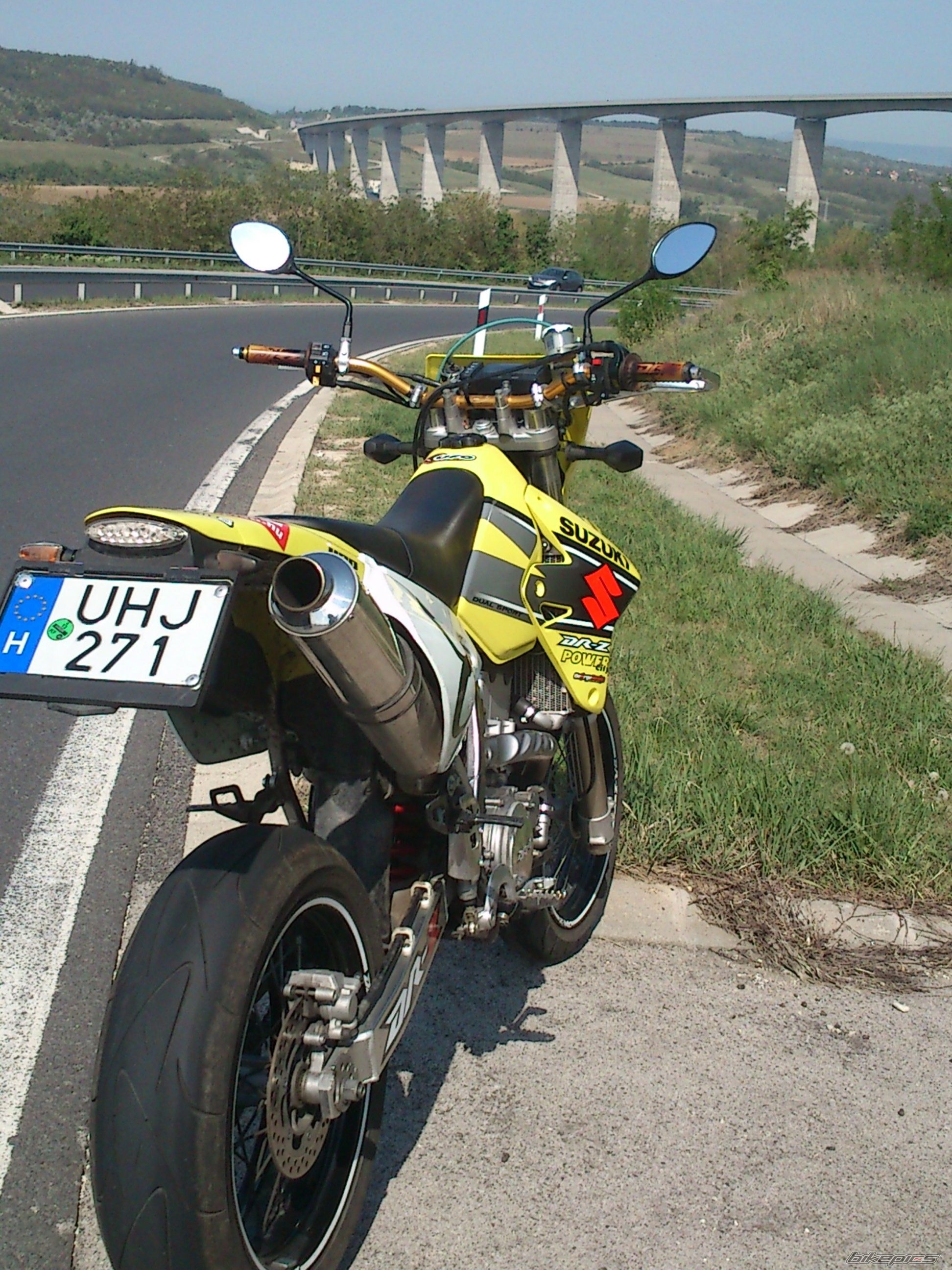 Photo 2408730