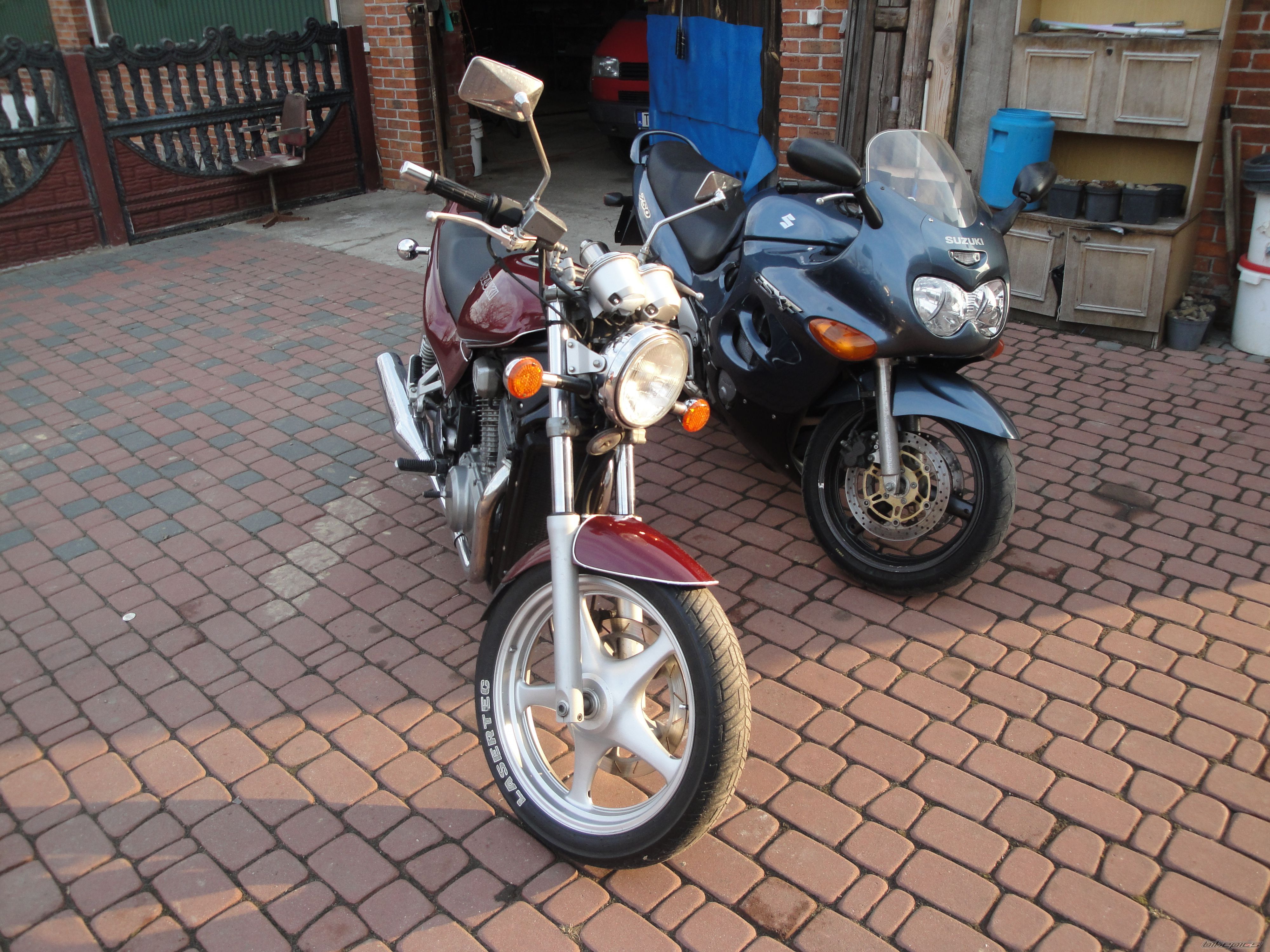 Photo 2408946