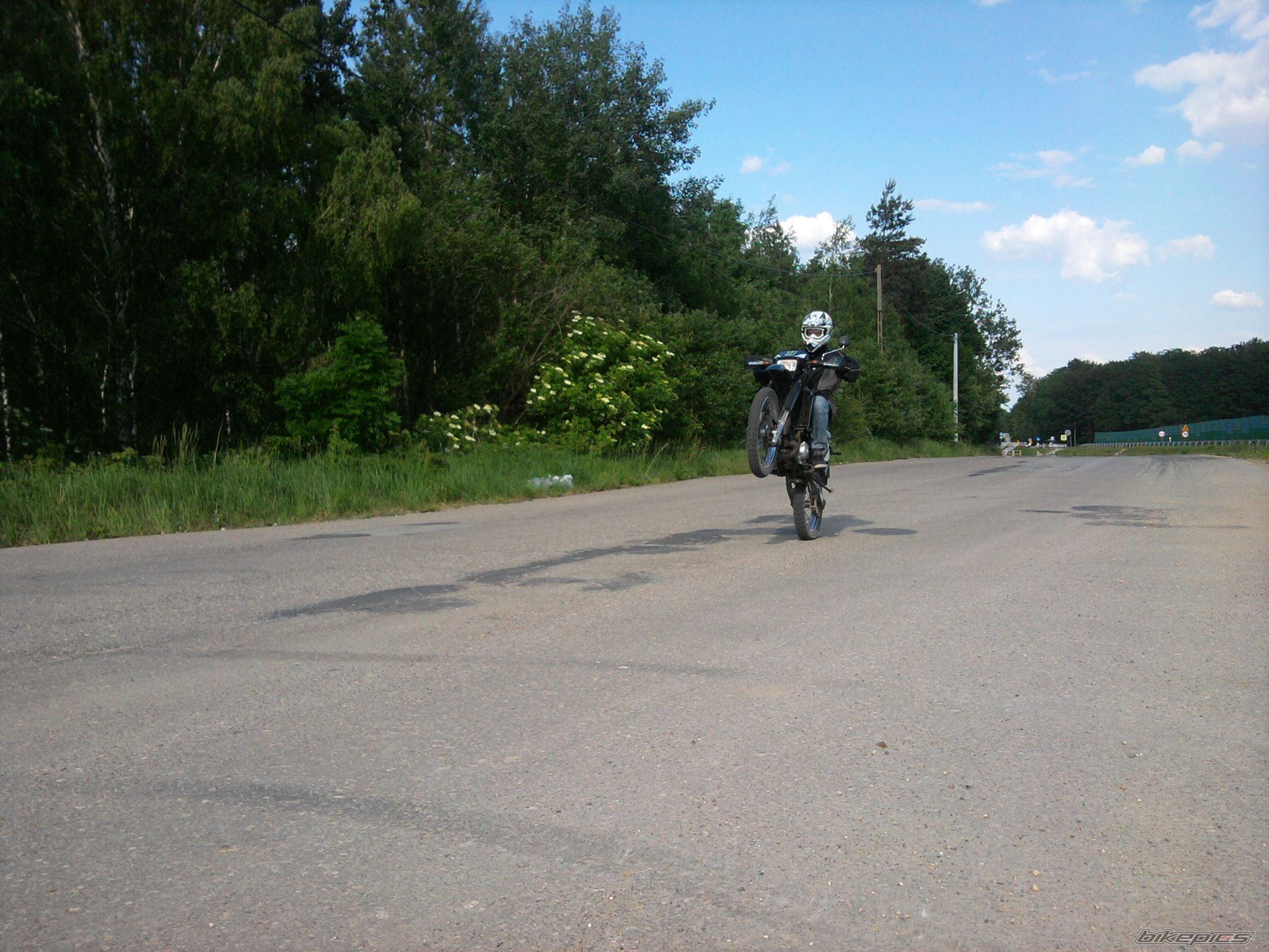 Photo 2409008