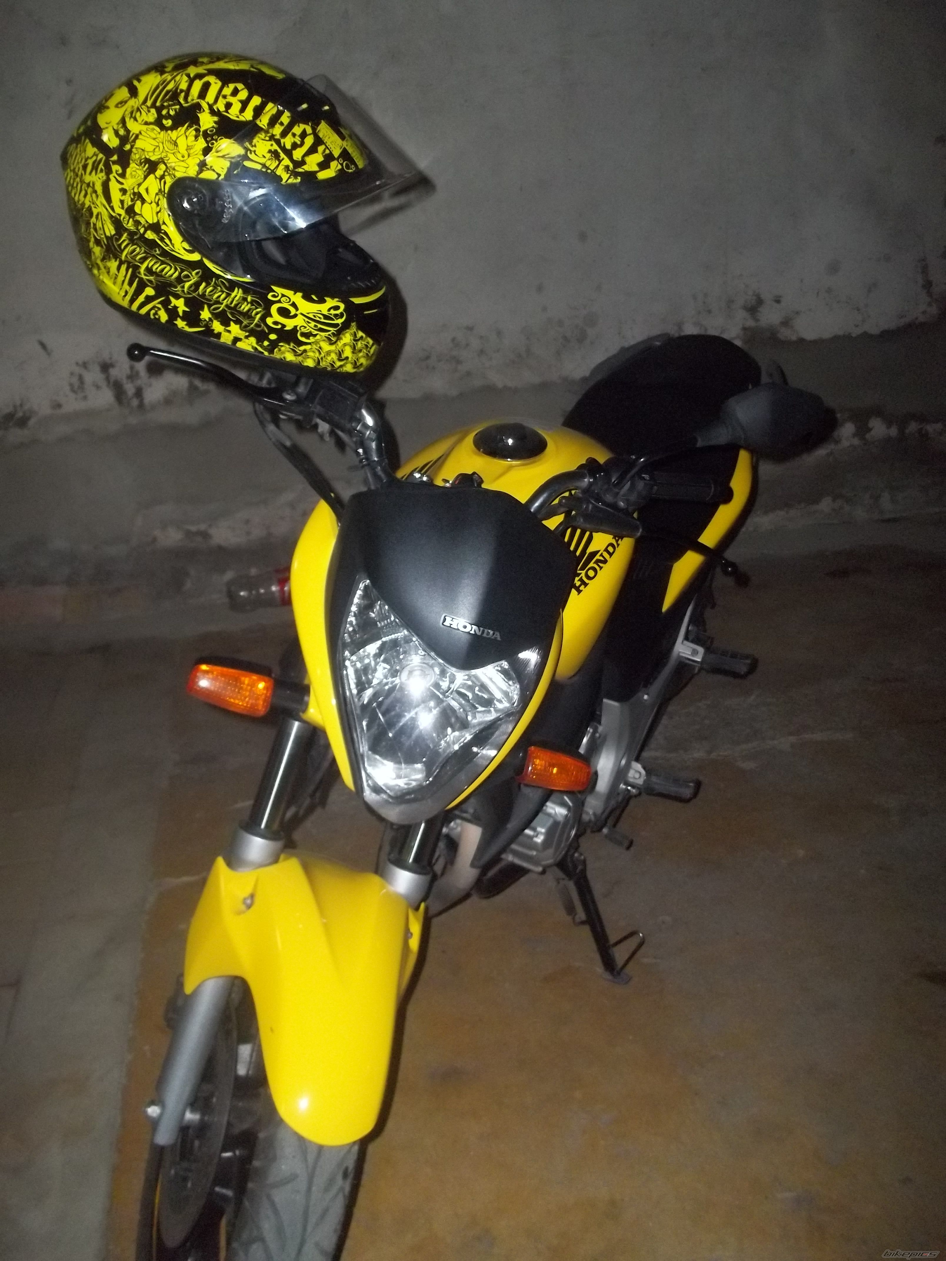 Photo 2409078