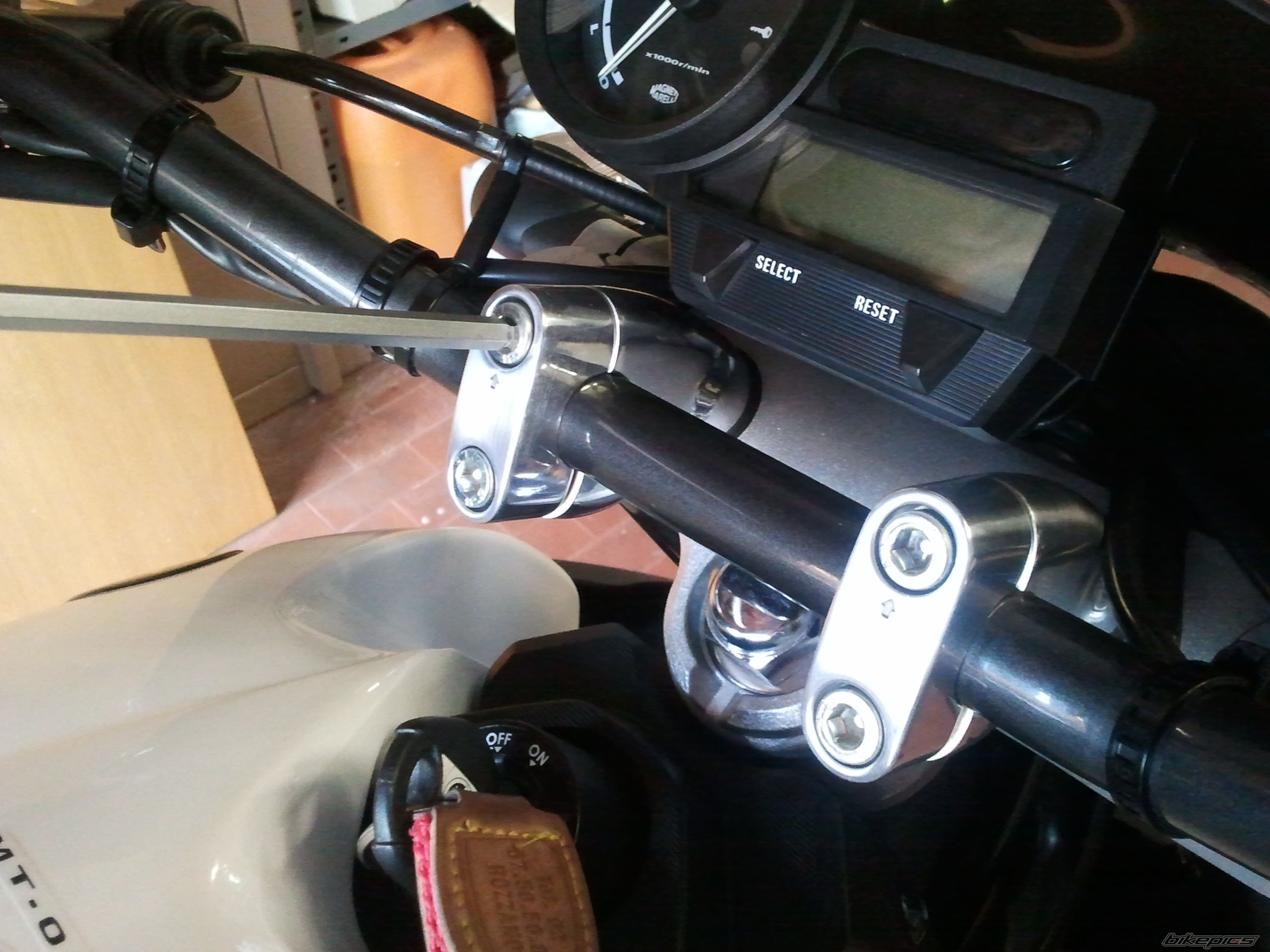 Bike Photo 2409163