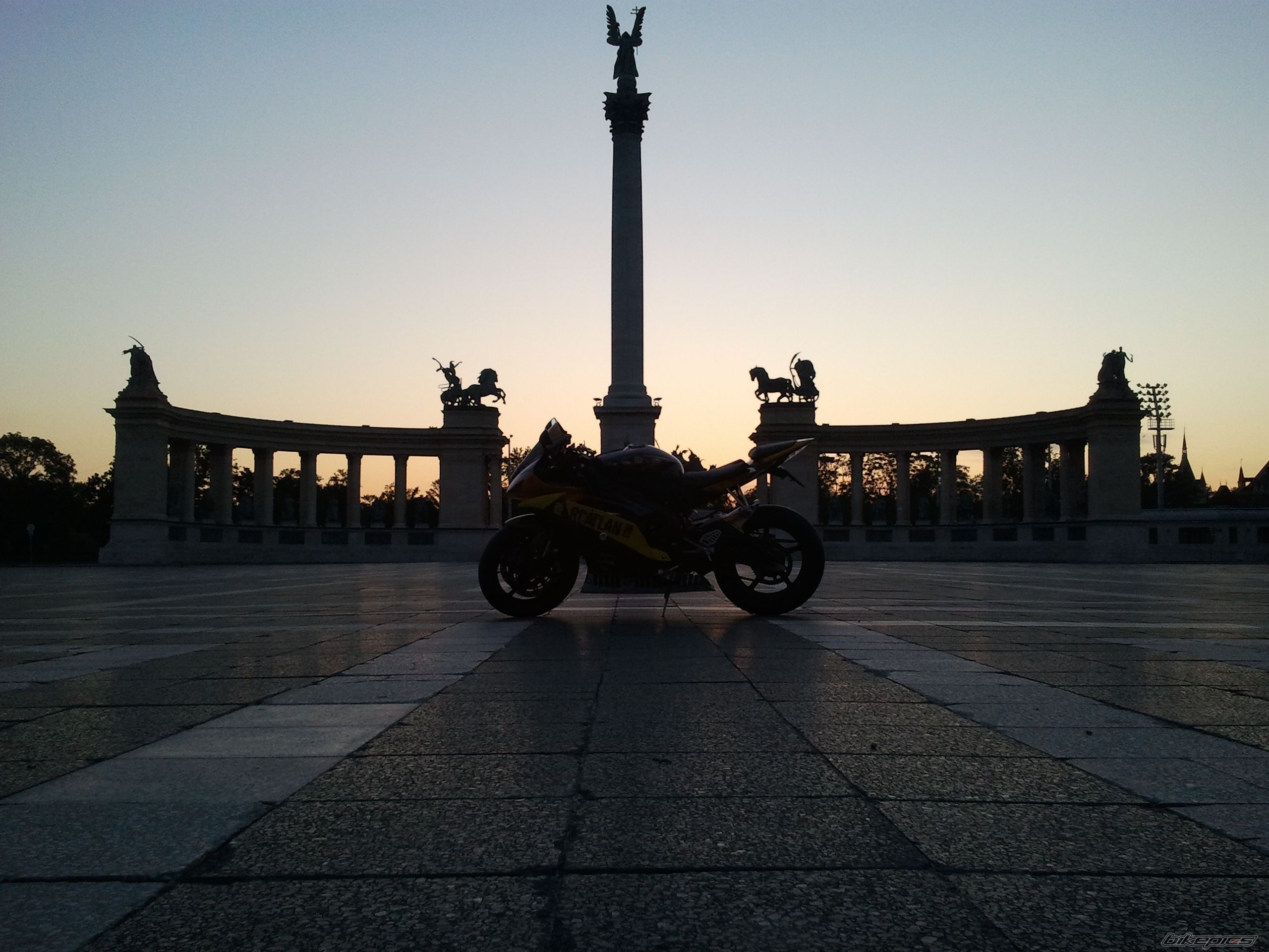 Bike Photo 2409277