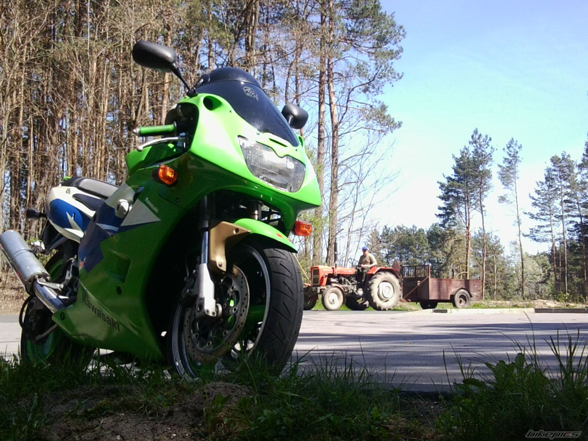 Bike Photo 2409319