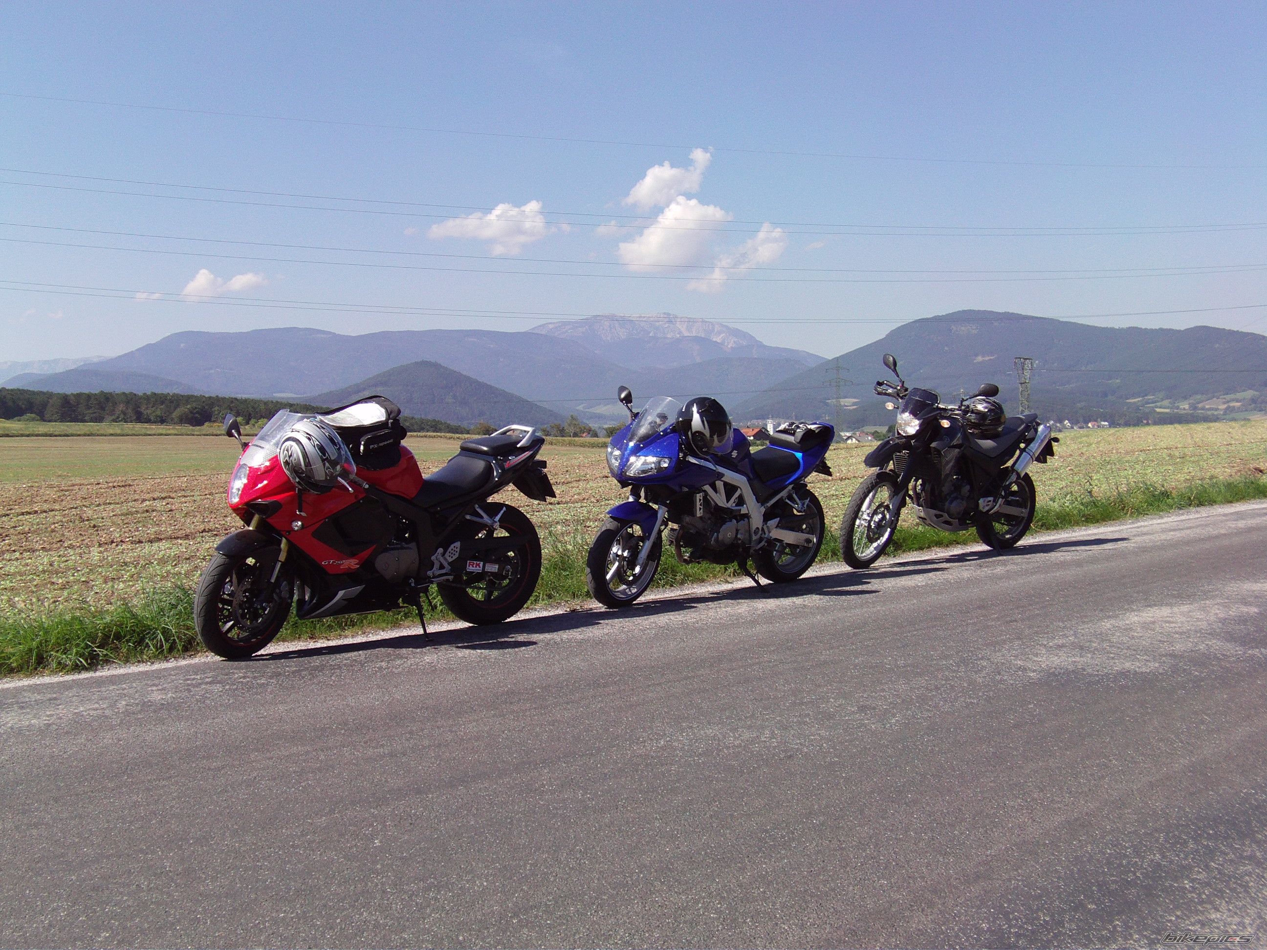 Photo 2409688