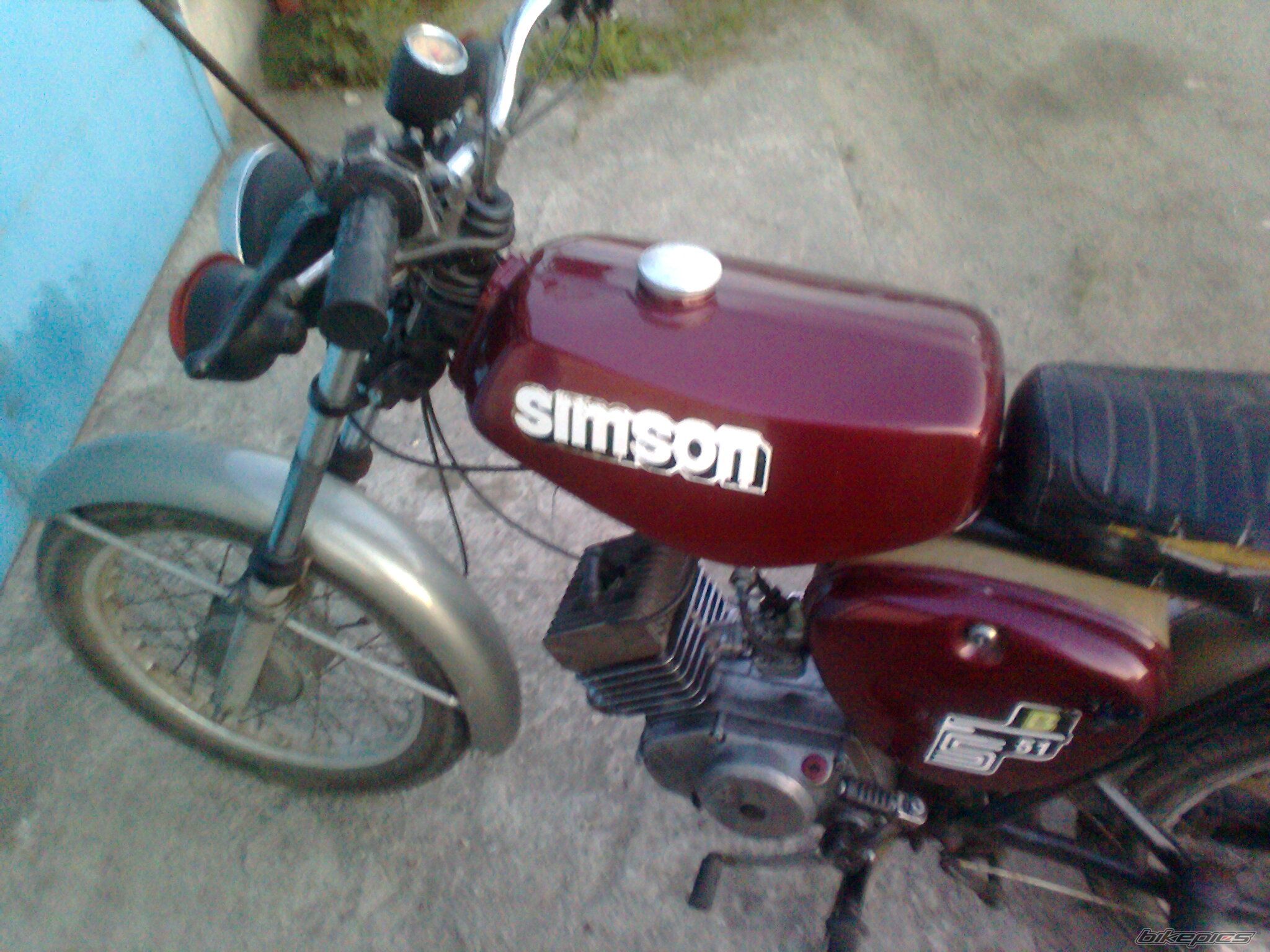 Photo 2409856