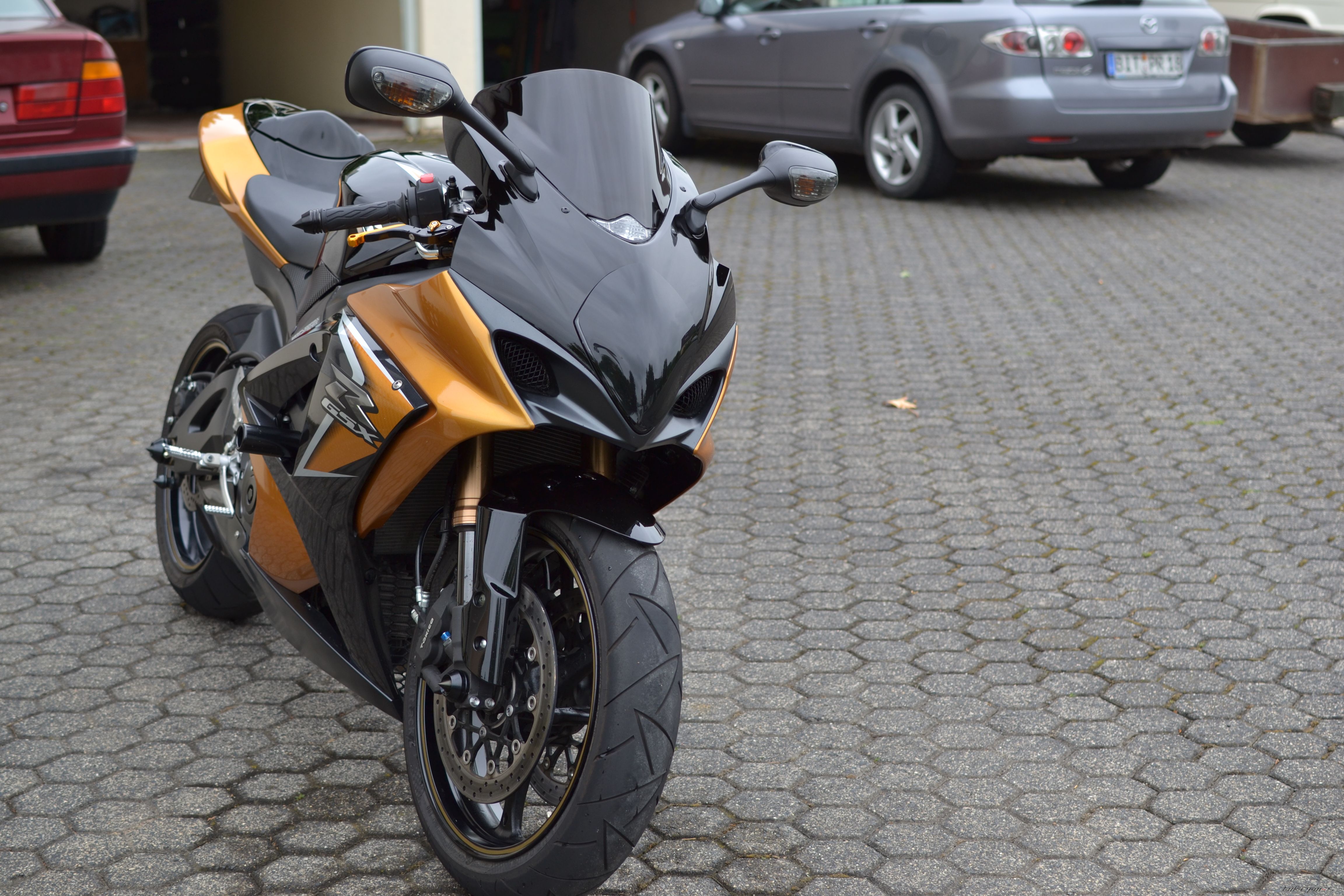 Bike Photo 2409957