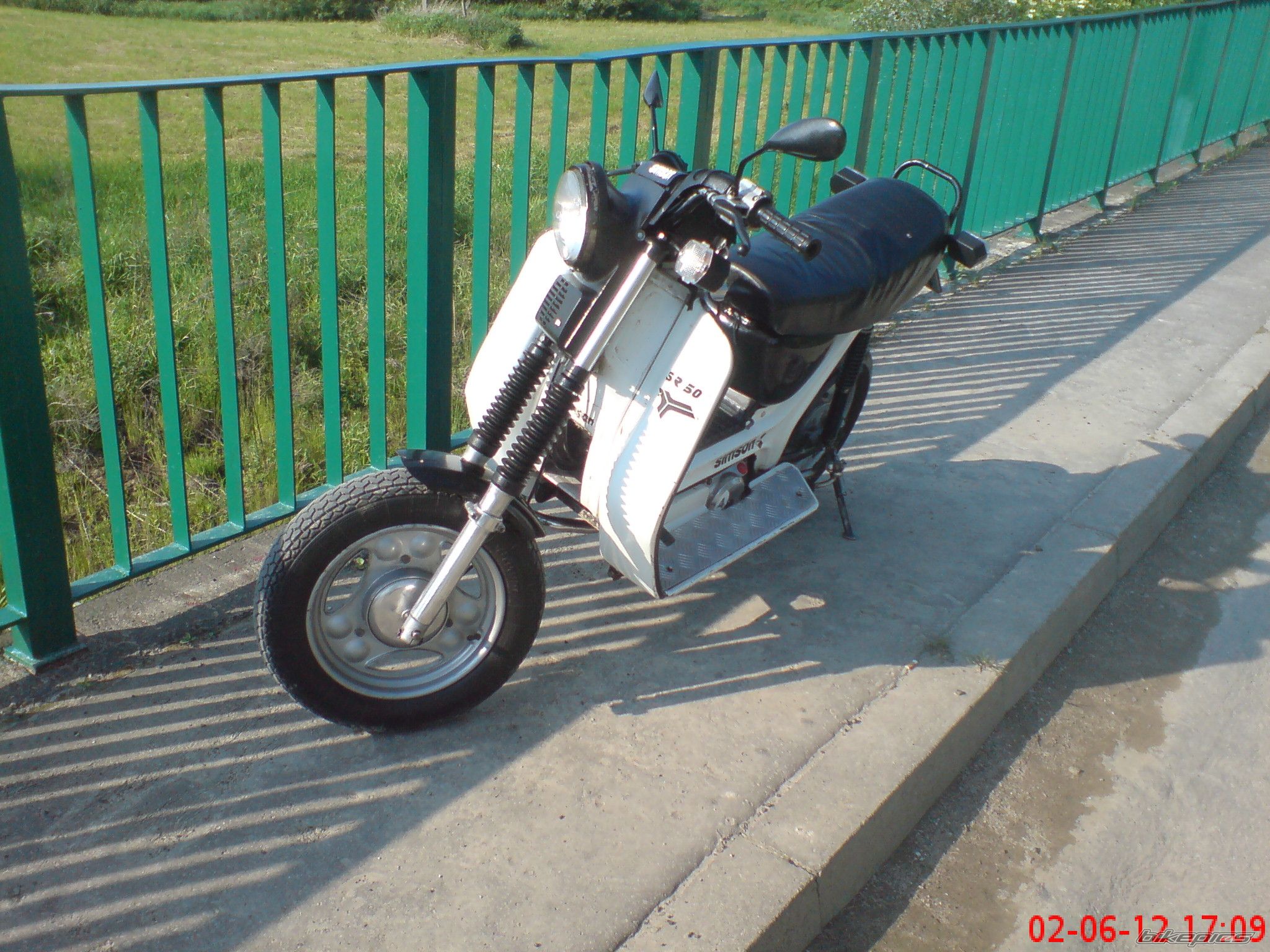 Photo 2410090