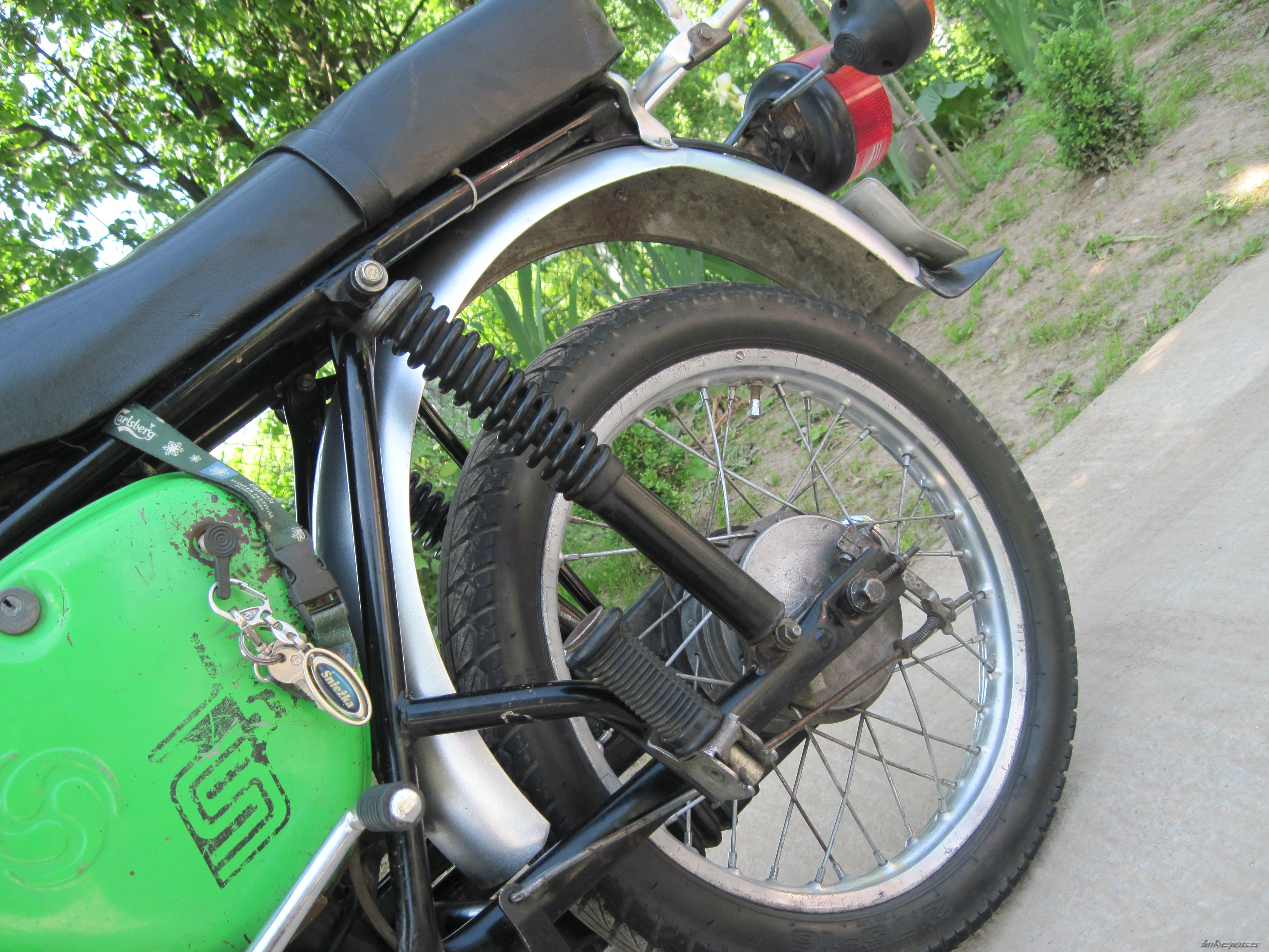 Photo 2410375