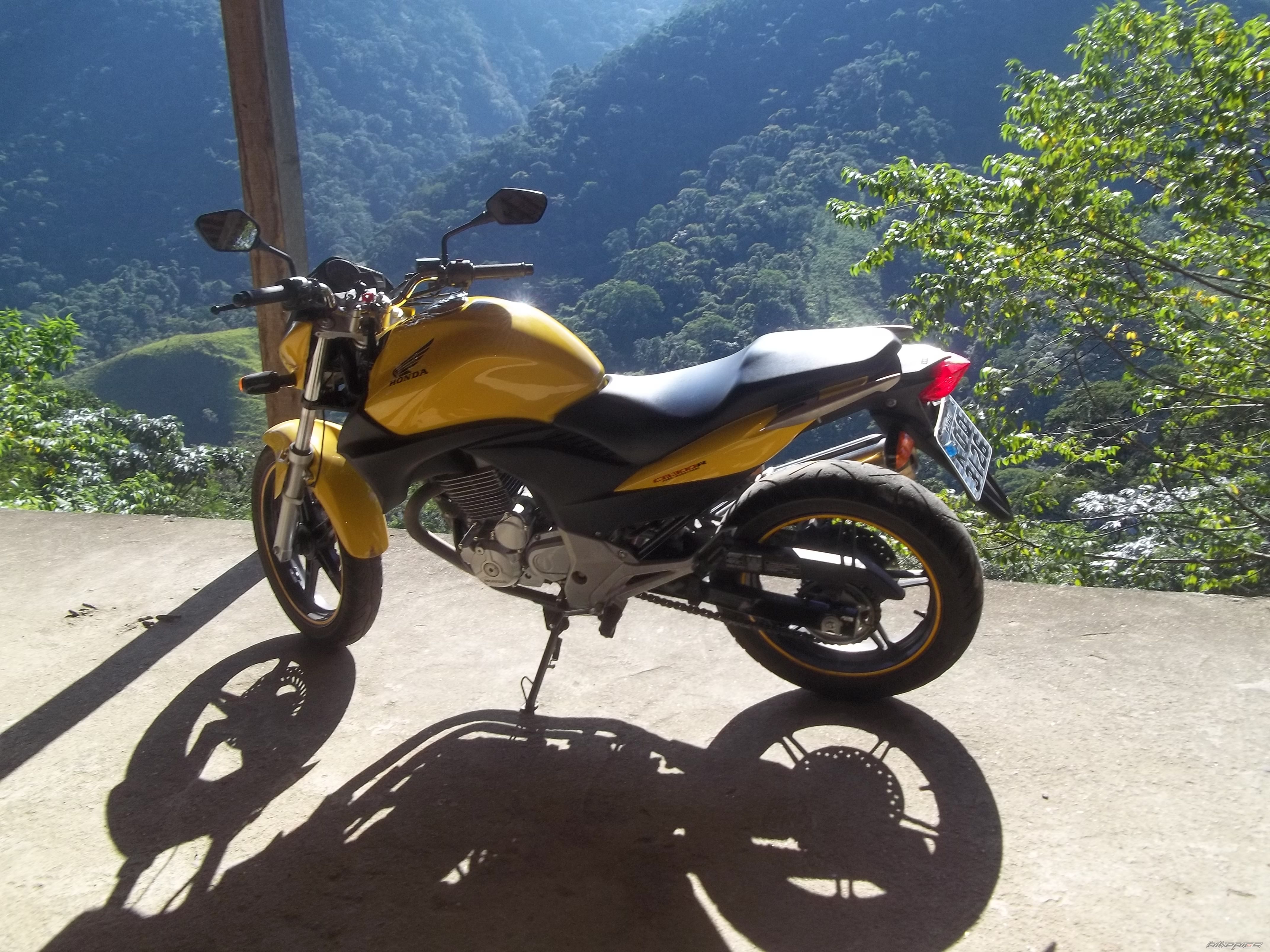 Photo 2410449