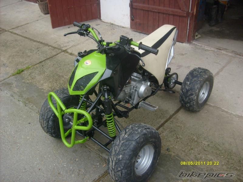 Photo 2410482