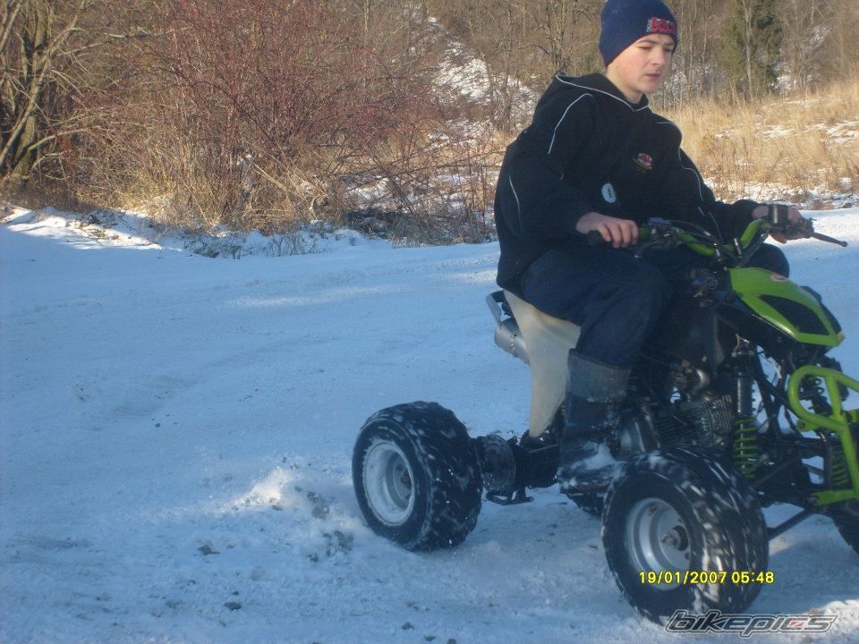Photo 2410490