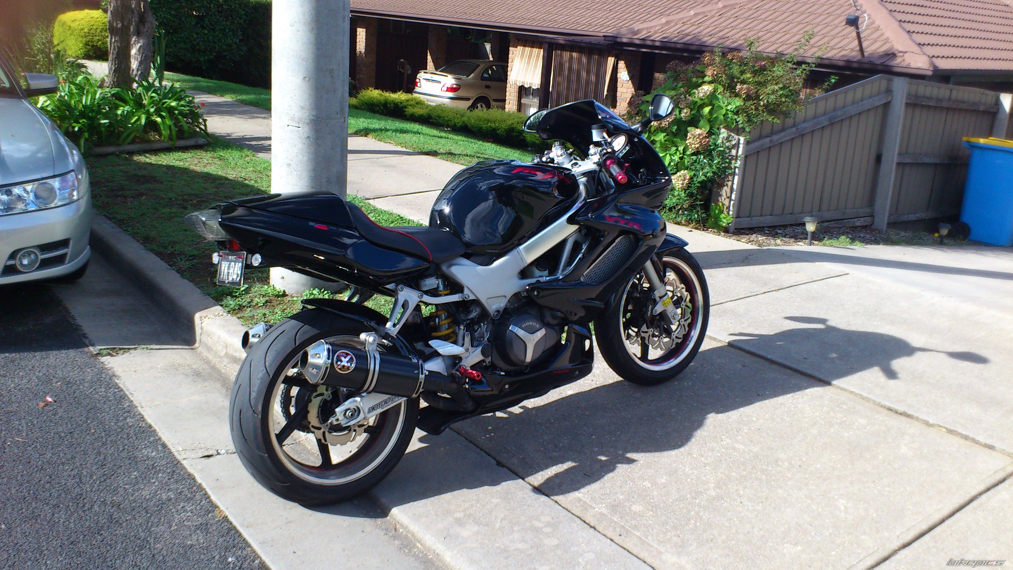 Photo 2410639
