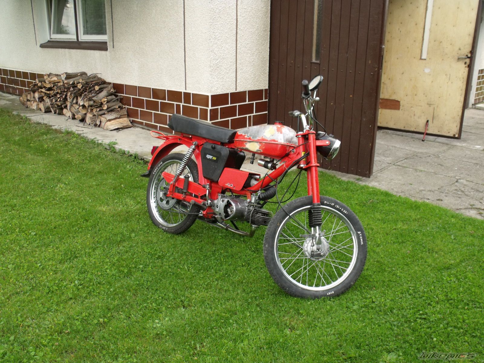 Photo 2410823