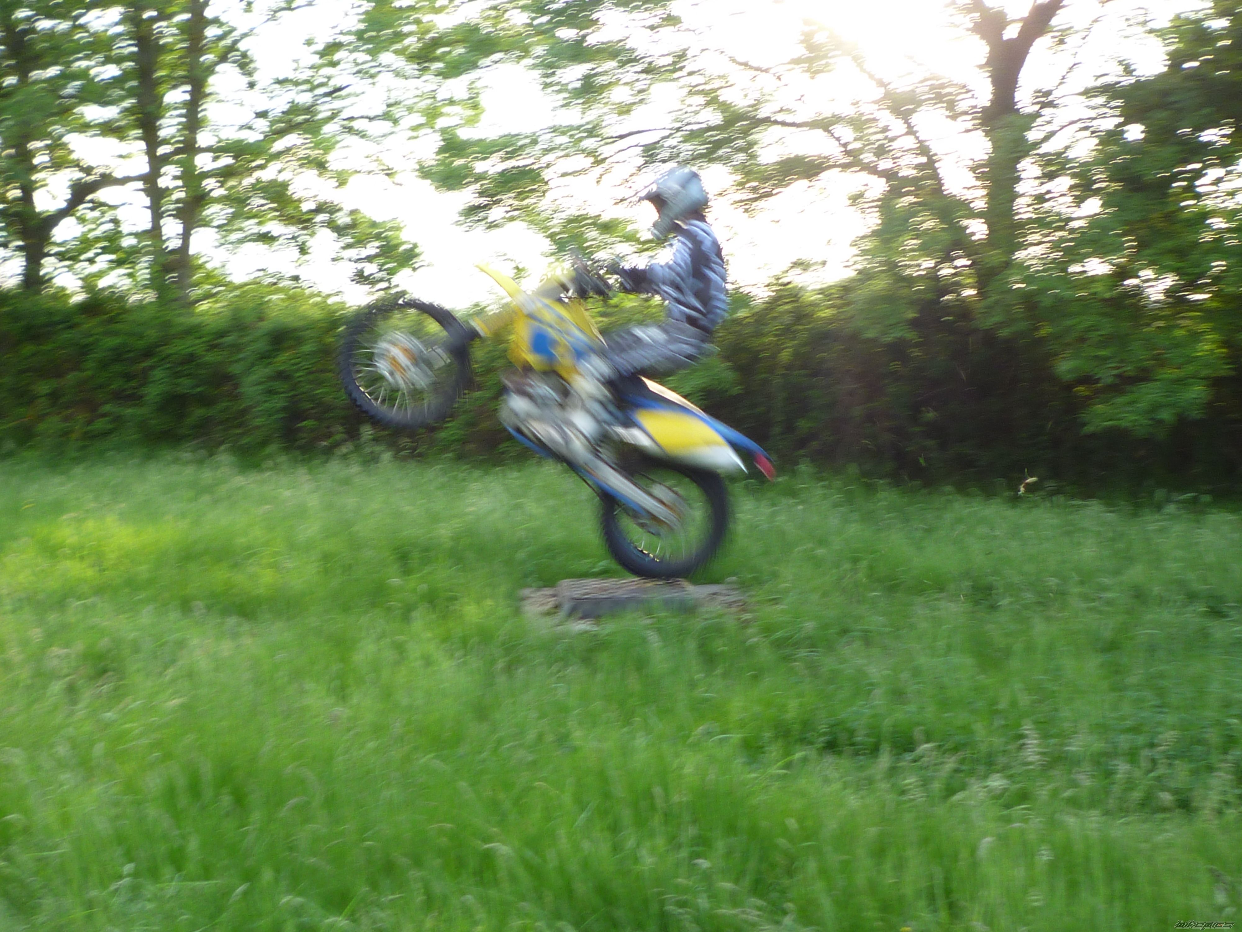 Photo 2410879
