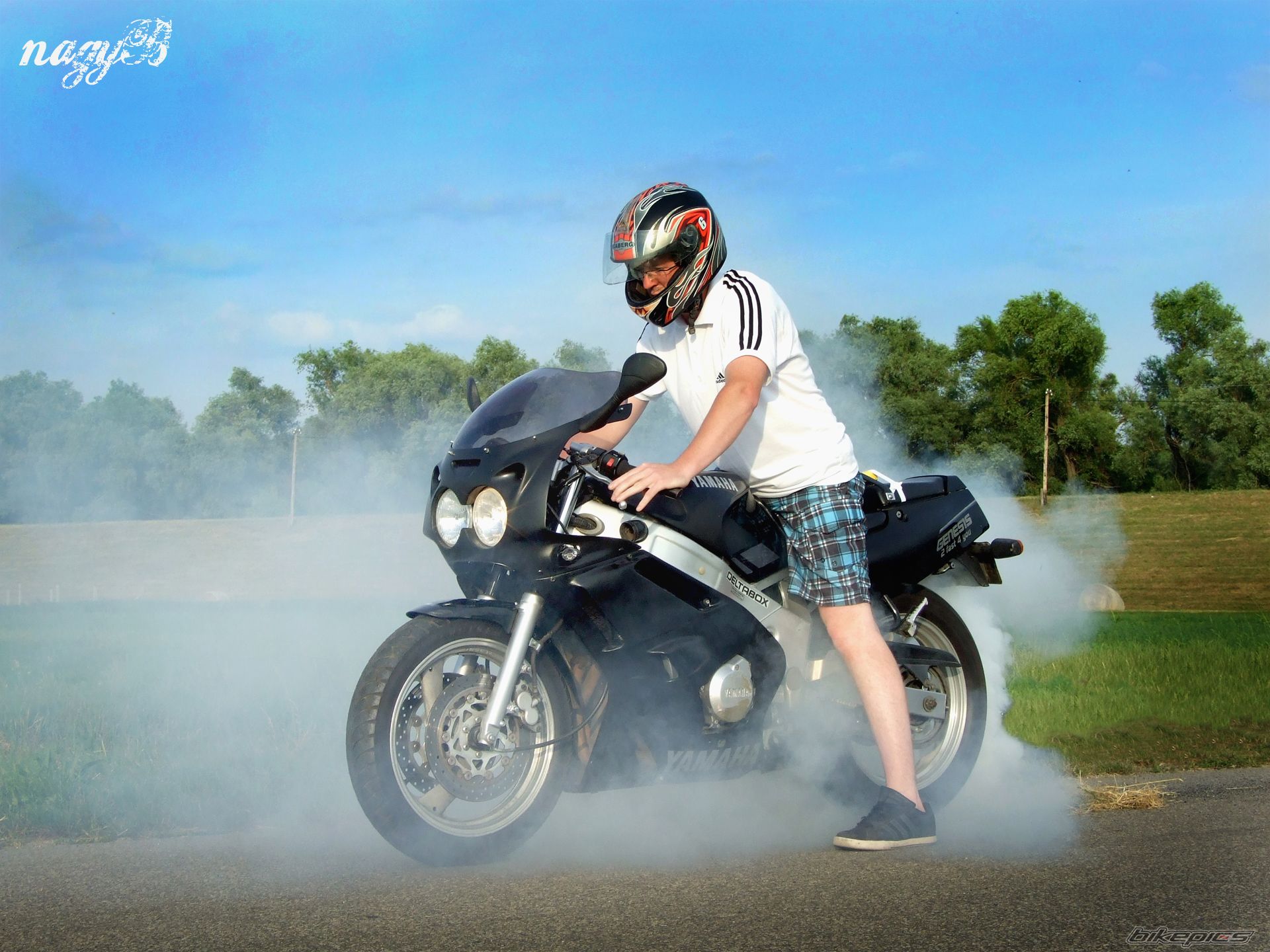 Bike Photo 2410945