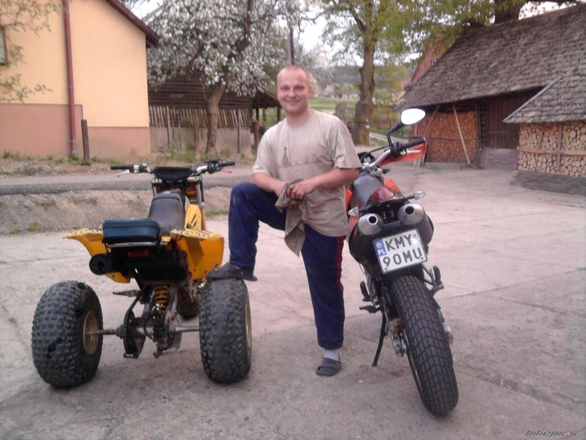 Photo 2411057