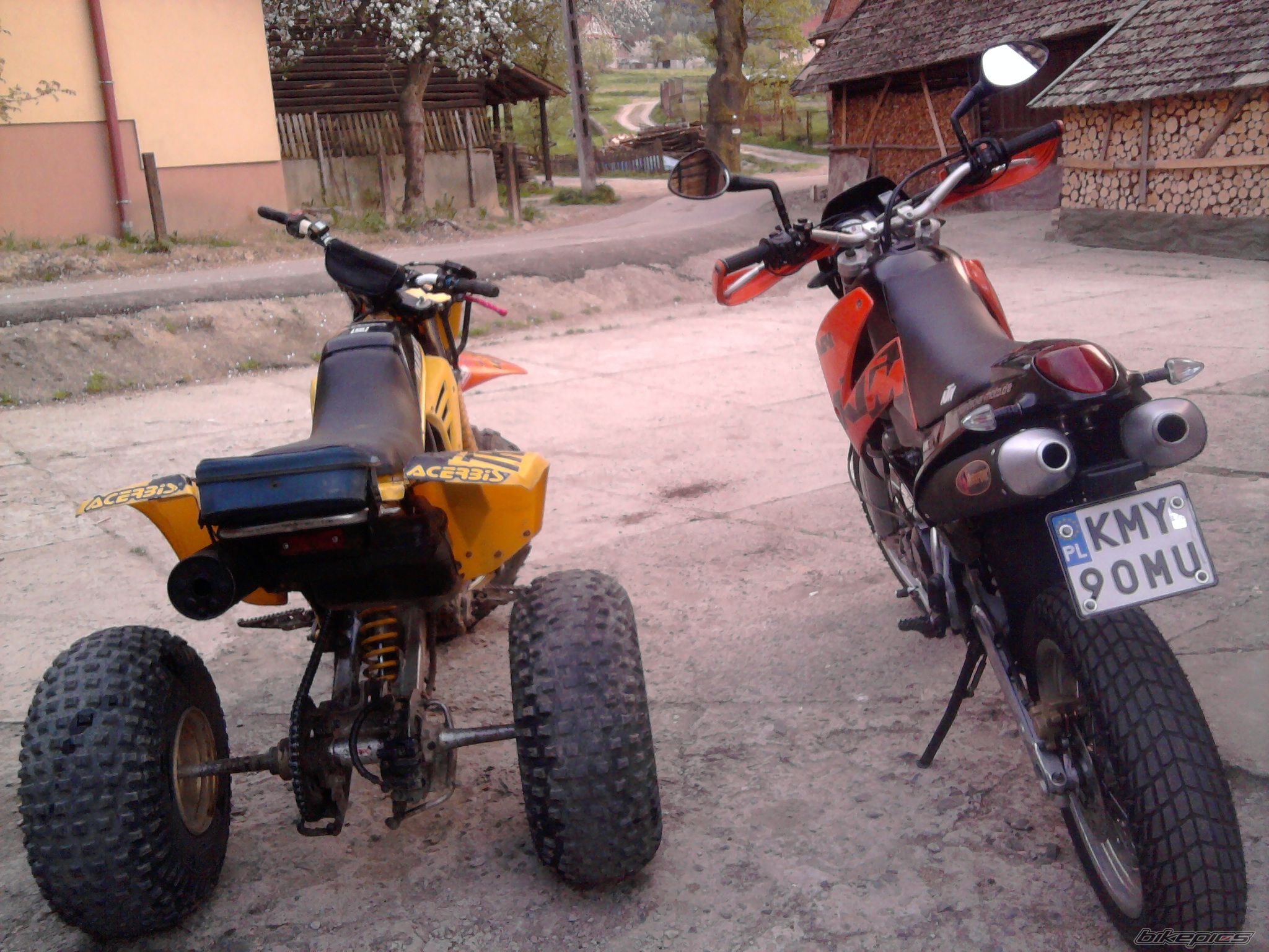 Photo 2411059