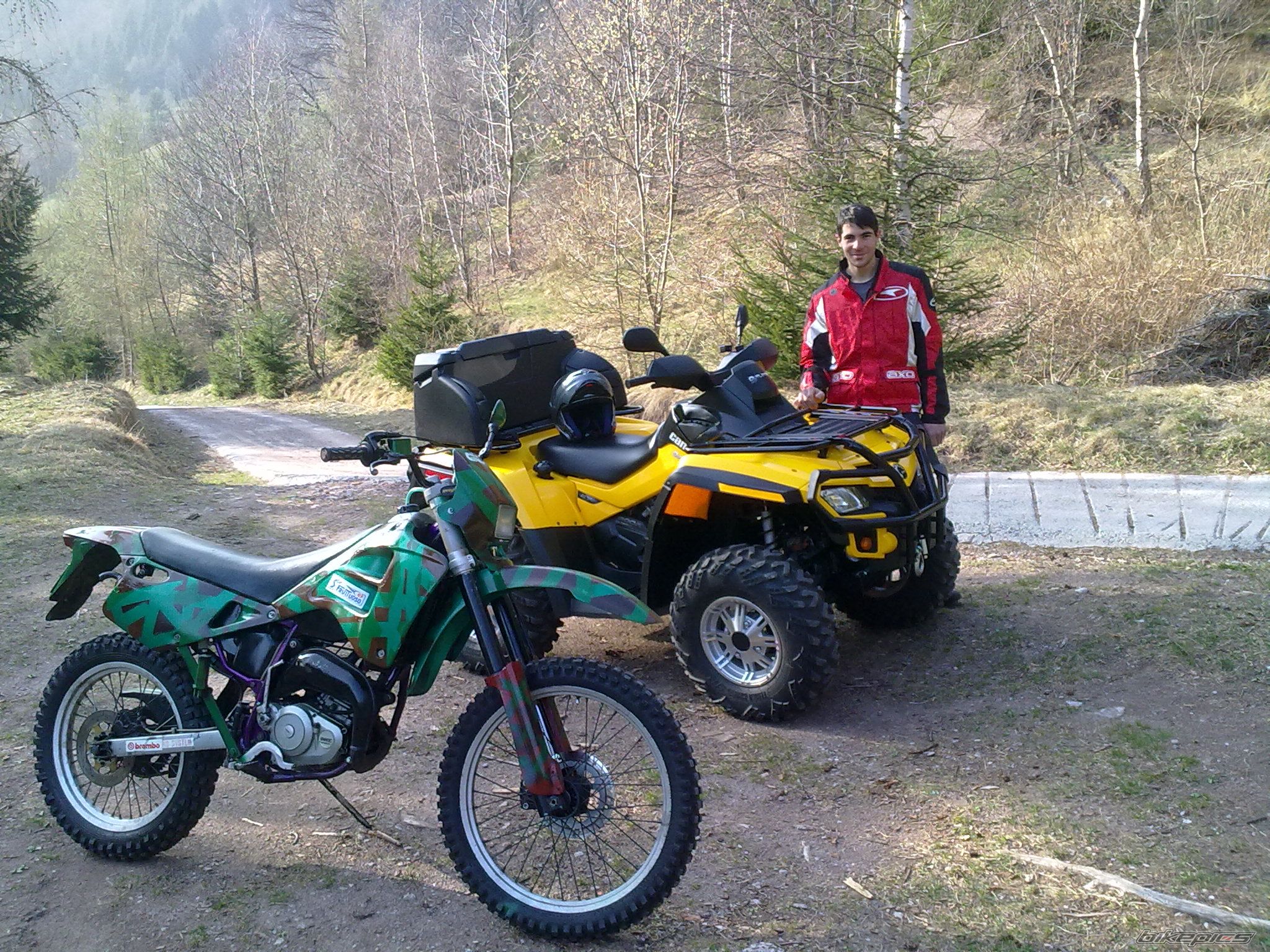Photo 2411319