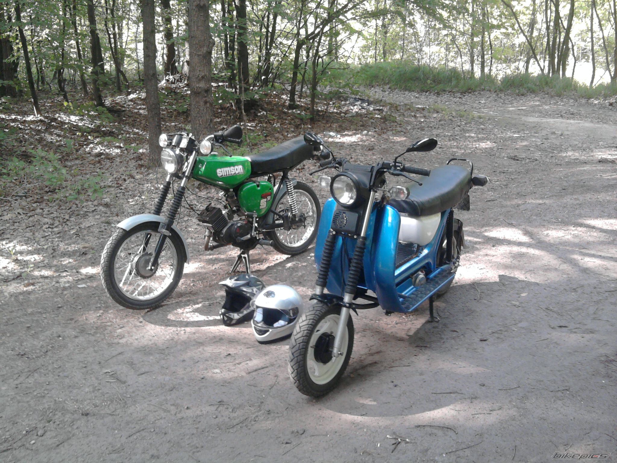 Photo 2411342