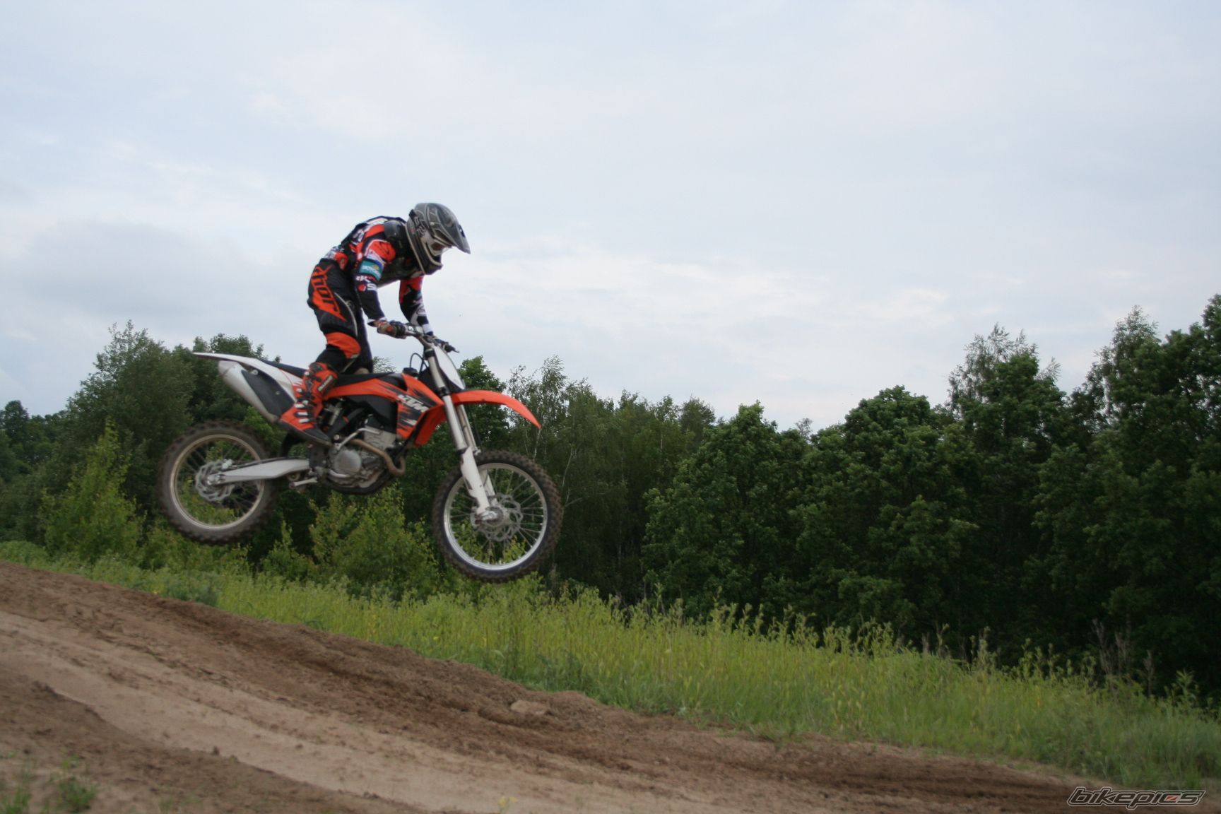 Photo 2411369