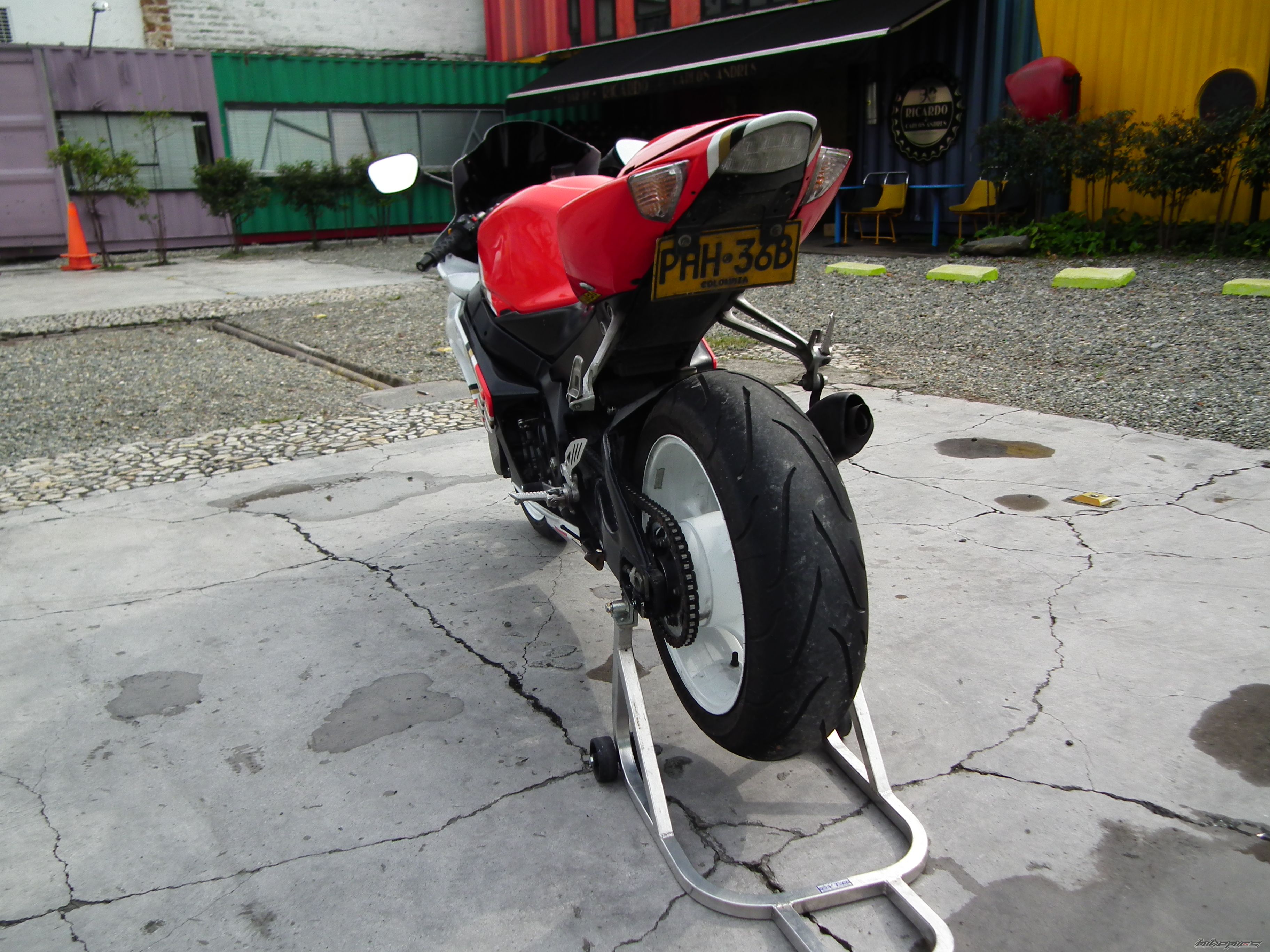 Photo 2411444