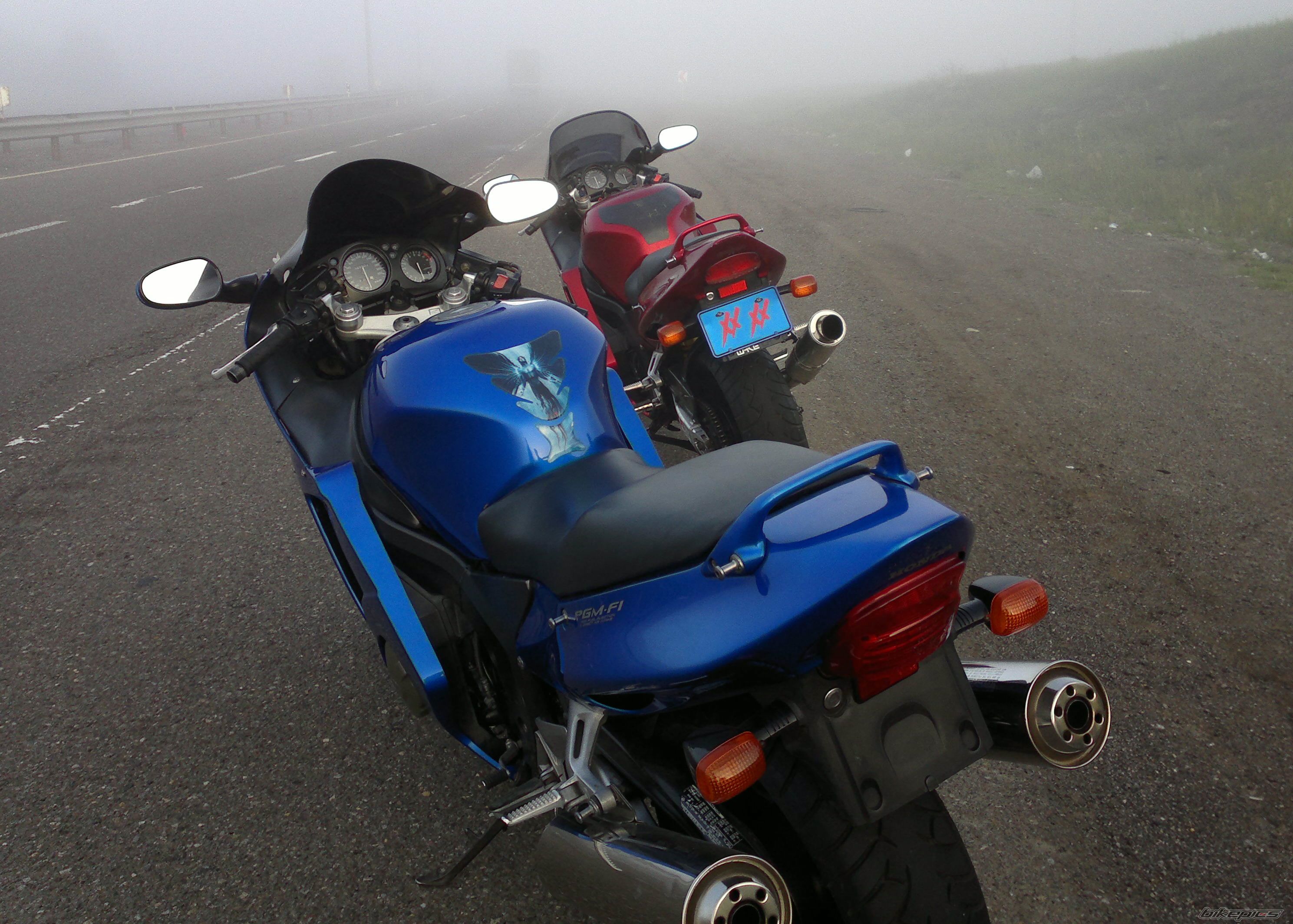 Photo 2411489