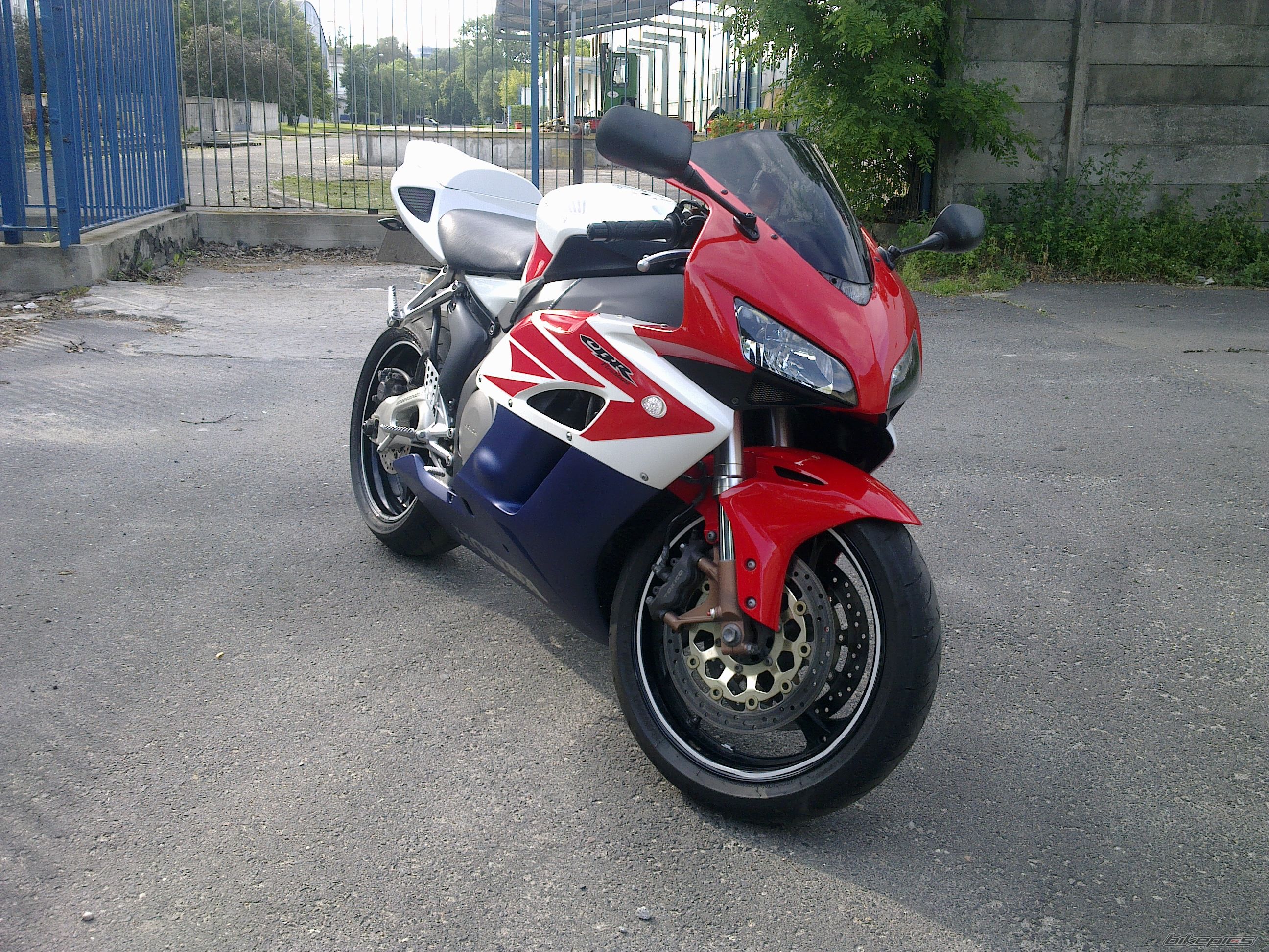 Photo 2411640