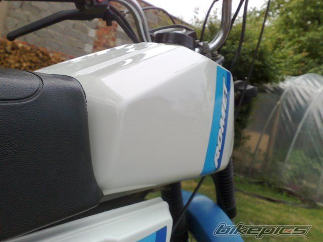 Photo 2411708
