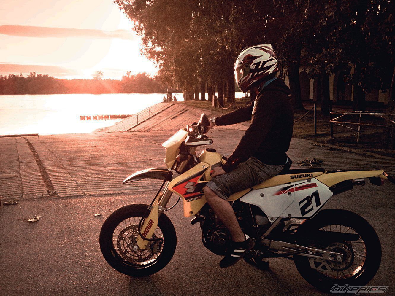 Bike Photo 2411774