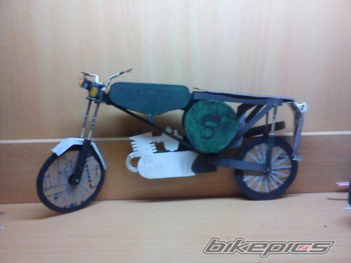Photo 2411776